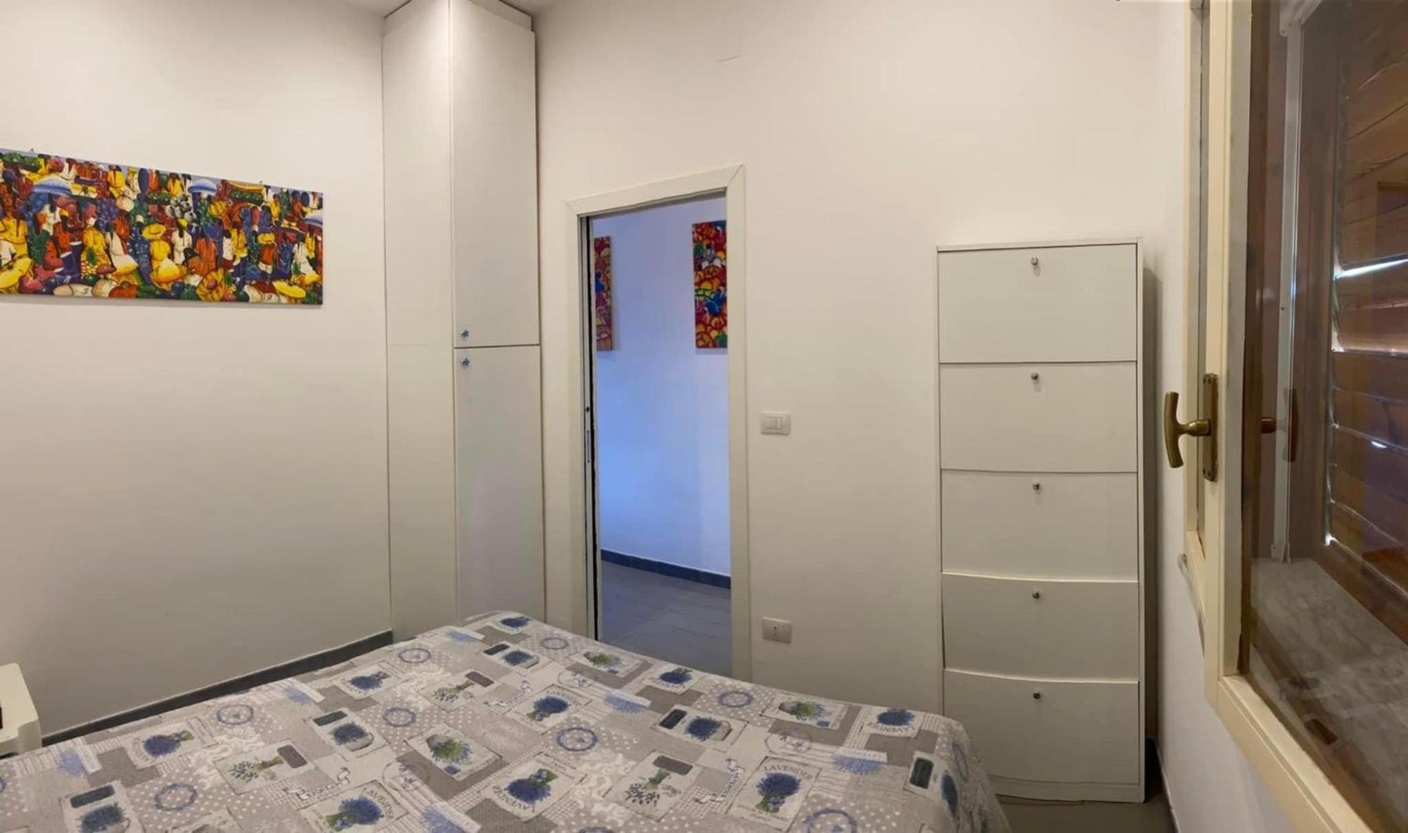 One-Bedroom Apartment photo 3