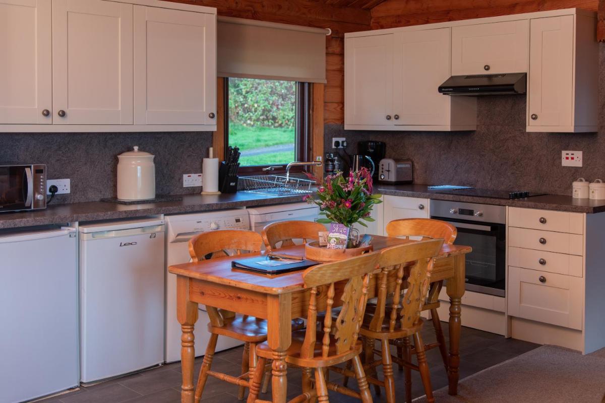 Two-Bedroom Chalet (Not Dog Friendly) photo 3