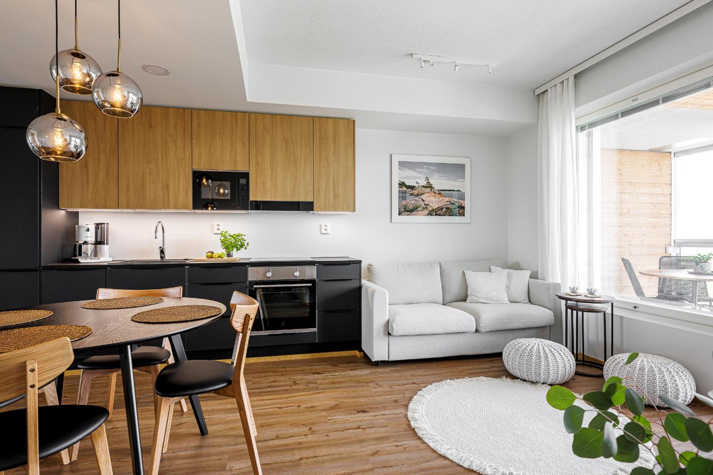 One-Bedroom Apartment photo 2