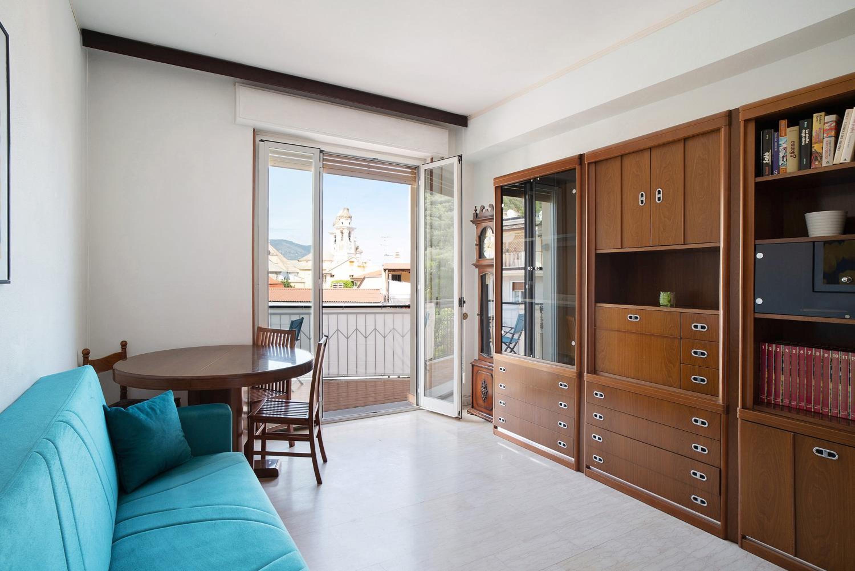 Three-Bedroom Superior Apartment