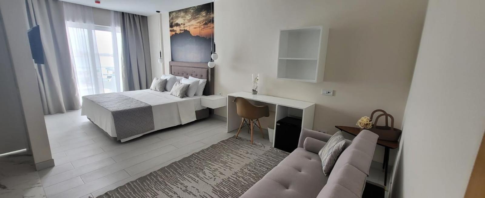 Suite with Sea View