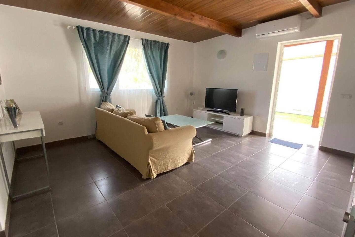 Holiday Home photo 3