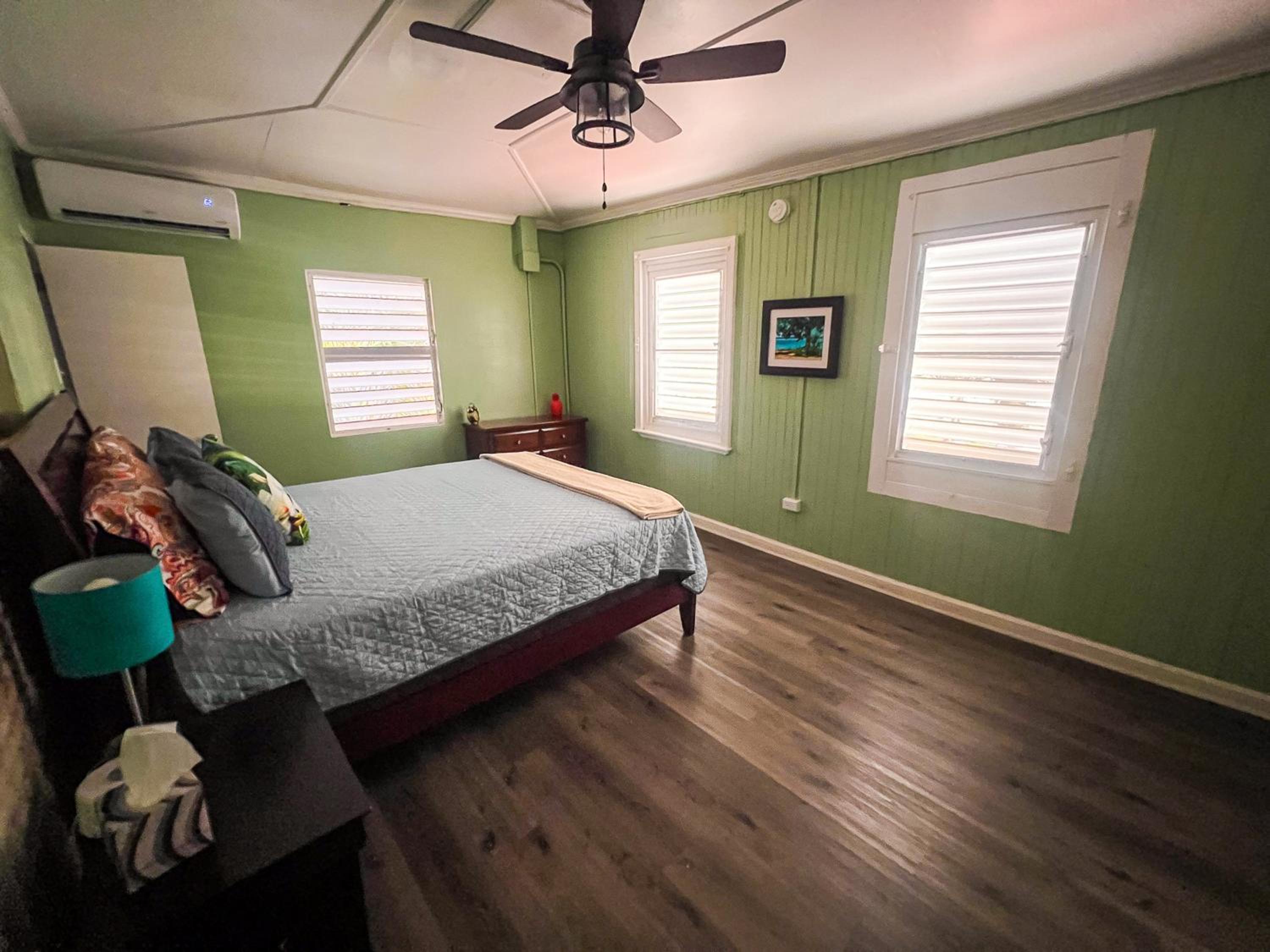 Two-Bedroom Suite - Photo 18