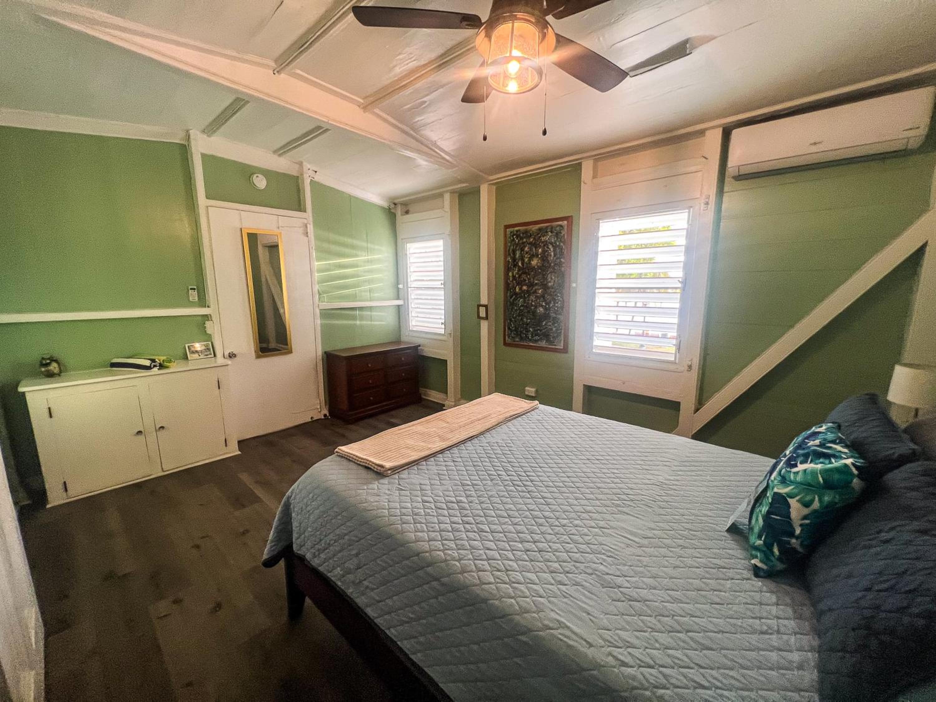 Two-Bedroom Suite - Photo 20