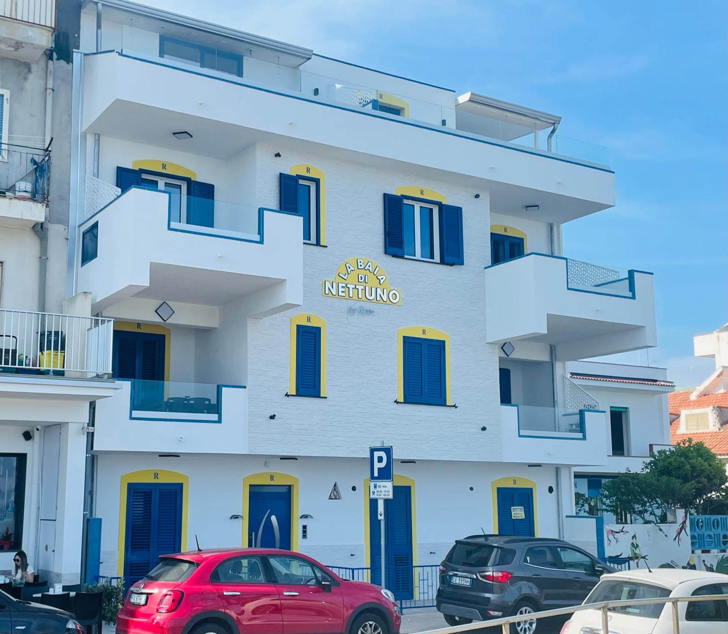 One-Bedroom Apartment with Sea View and Terrace photo 3