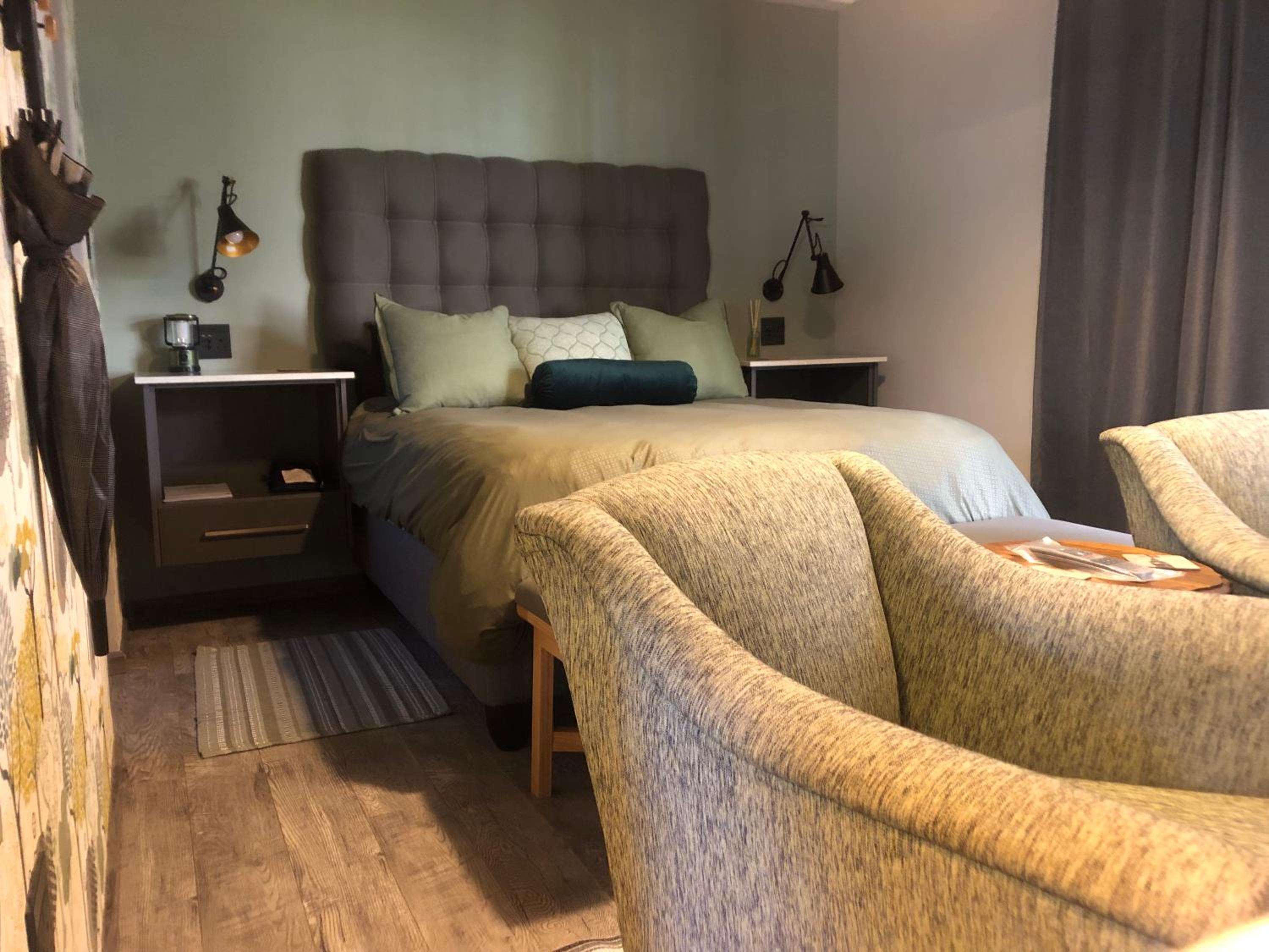 Studio Apartment photo 2