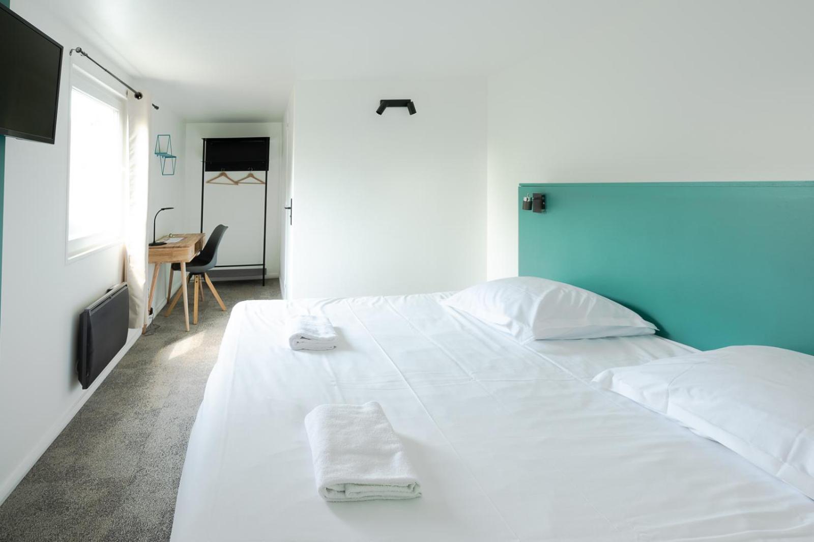 Double Room with Private External Bathroom photo 1