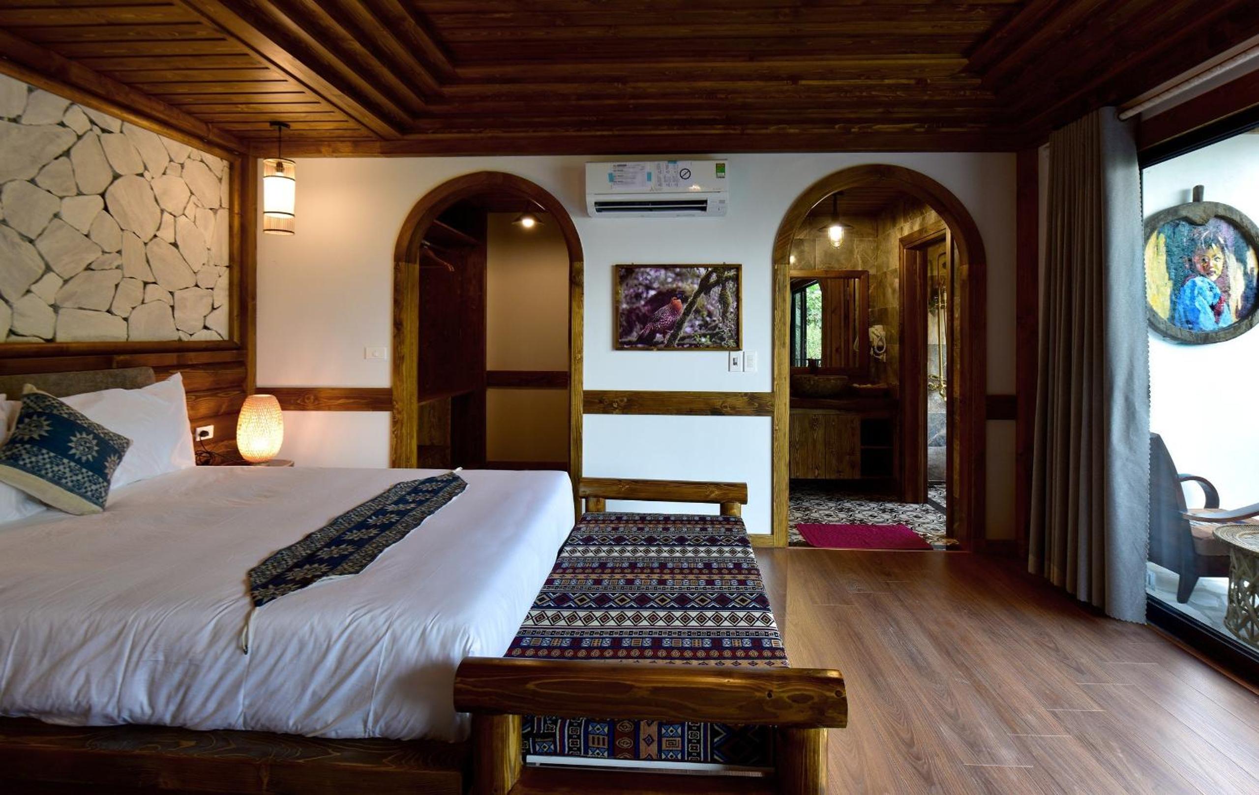 King Room with Mountain View - Photo 4