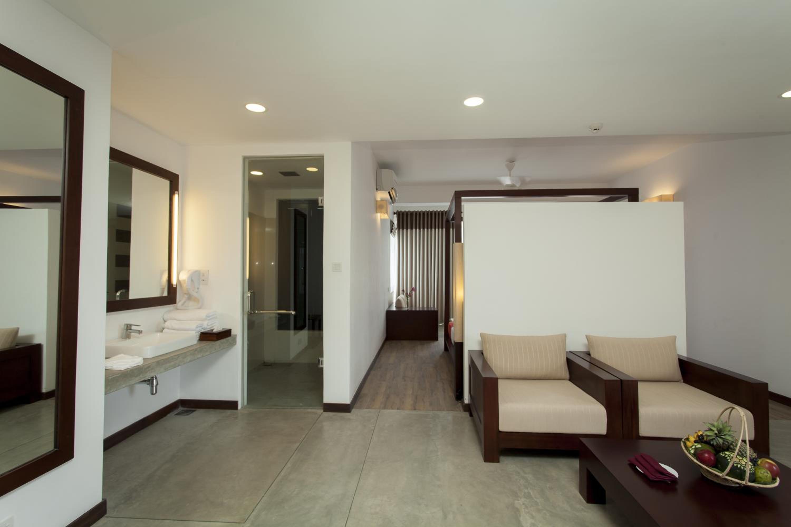 Premium Queen or Twin Room