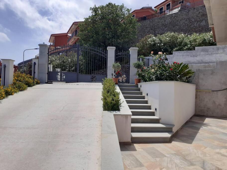Villa photo 2