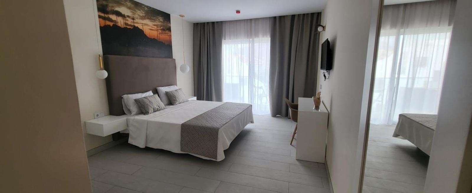 Superior Double Room photo 2