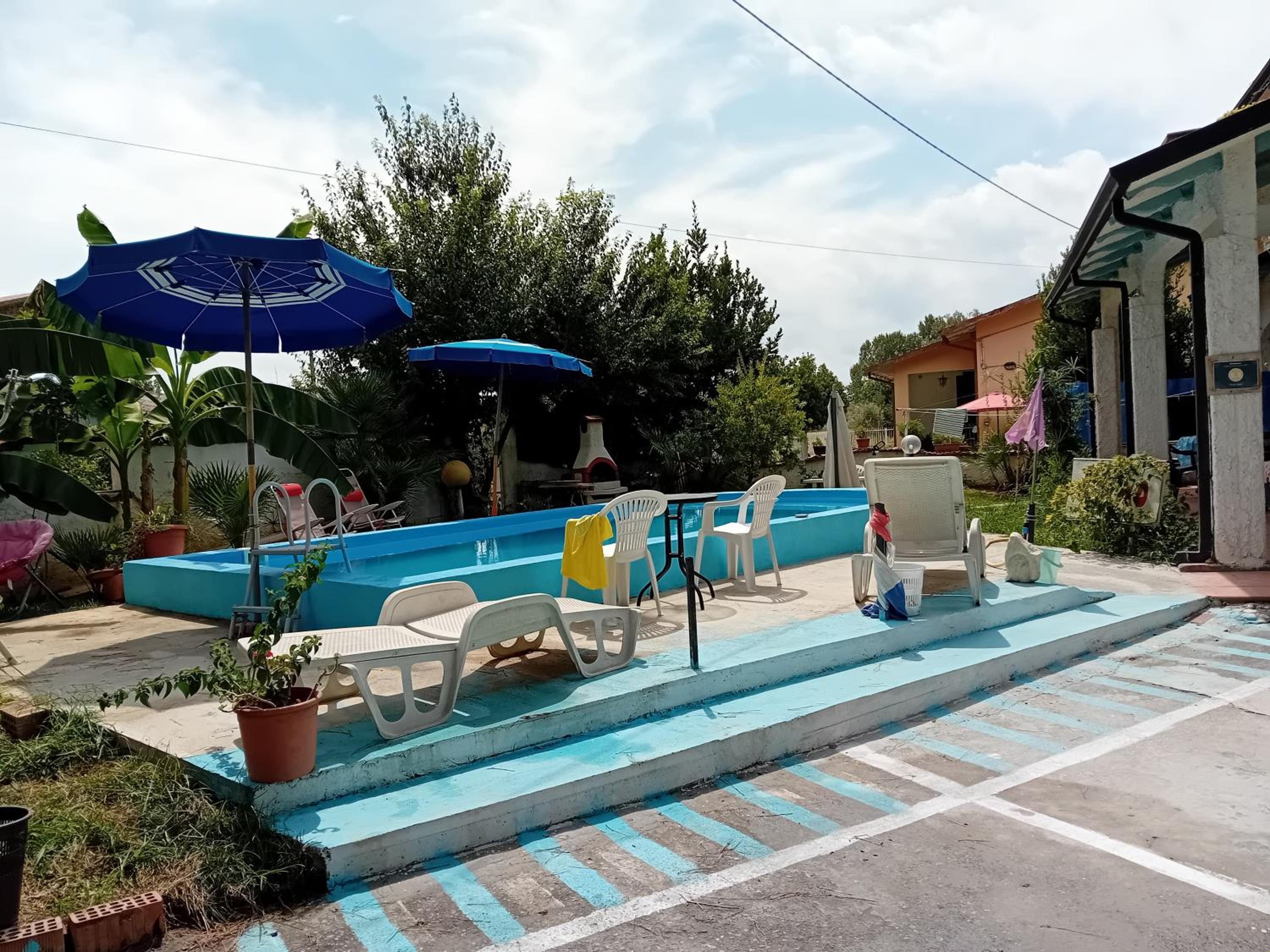 Two-Bedroom Apartment with Pool View photo 2