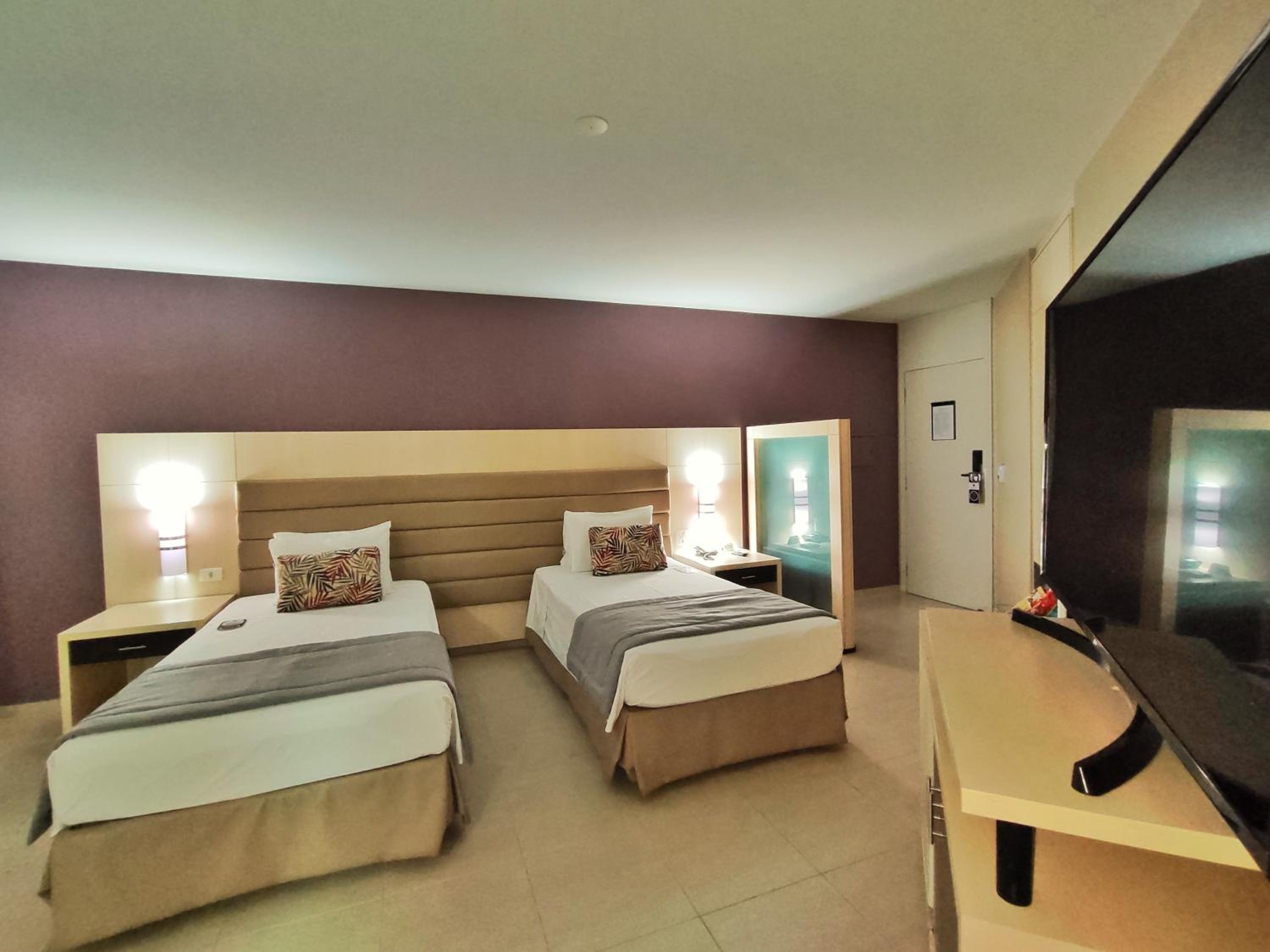 Superior Twin Room photo 3
