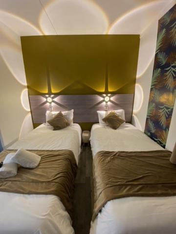 Twin Room - Photo 1