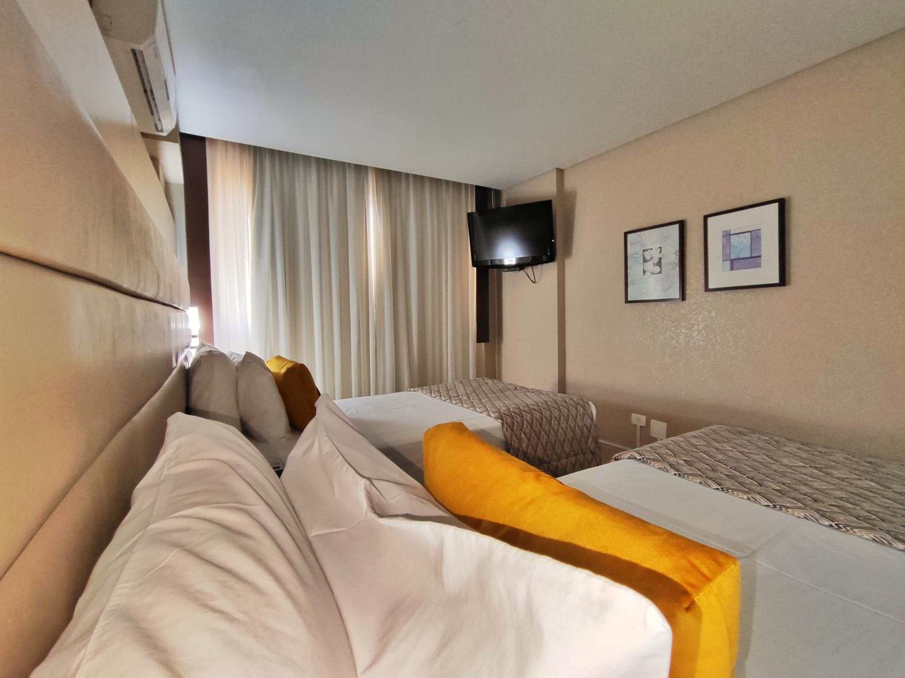 Superior King Room - Photo 6