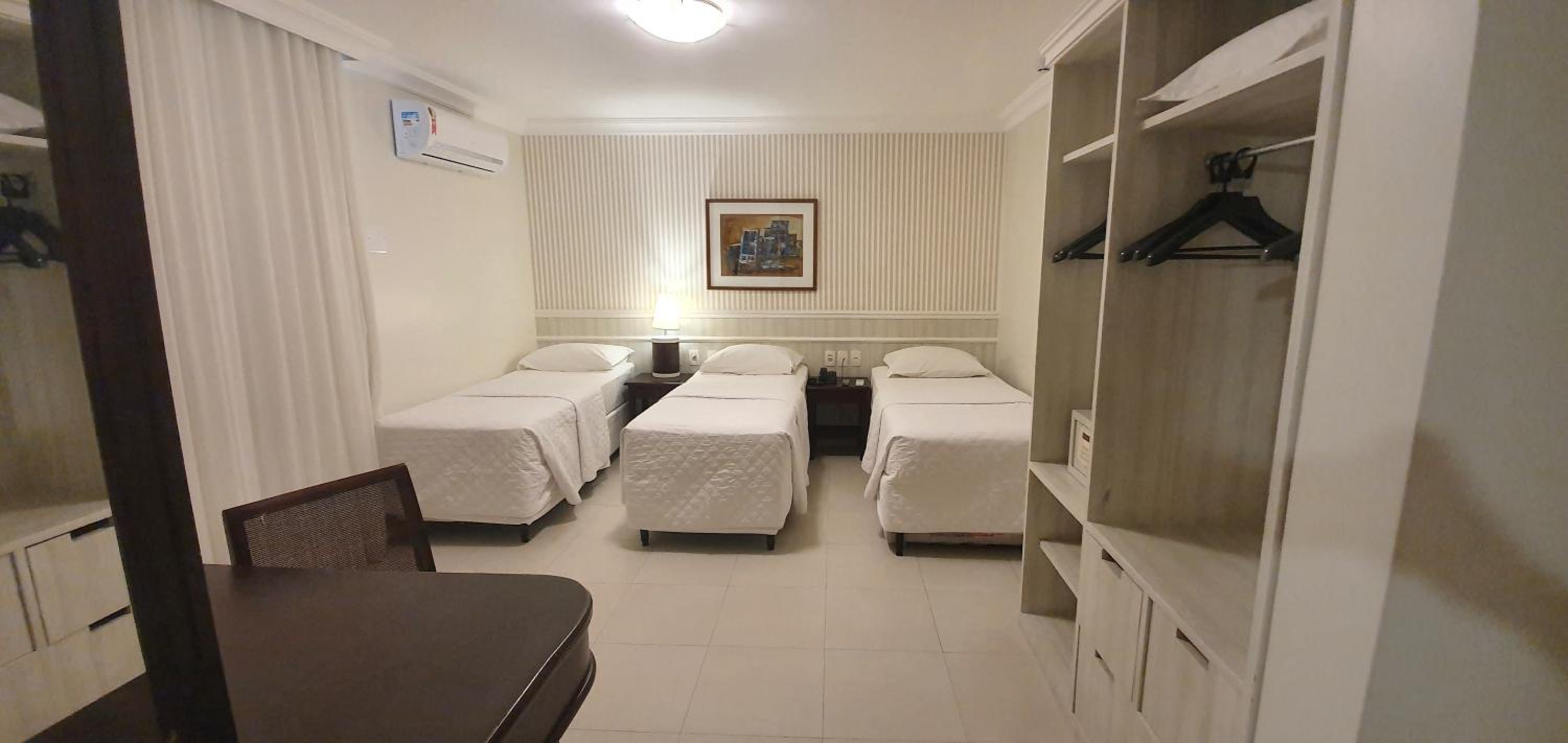 Standard Triple Room - Photo 1
