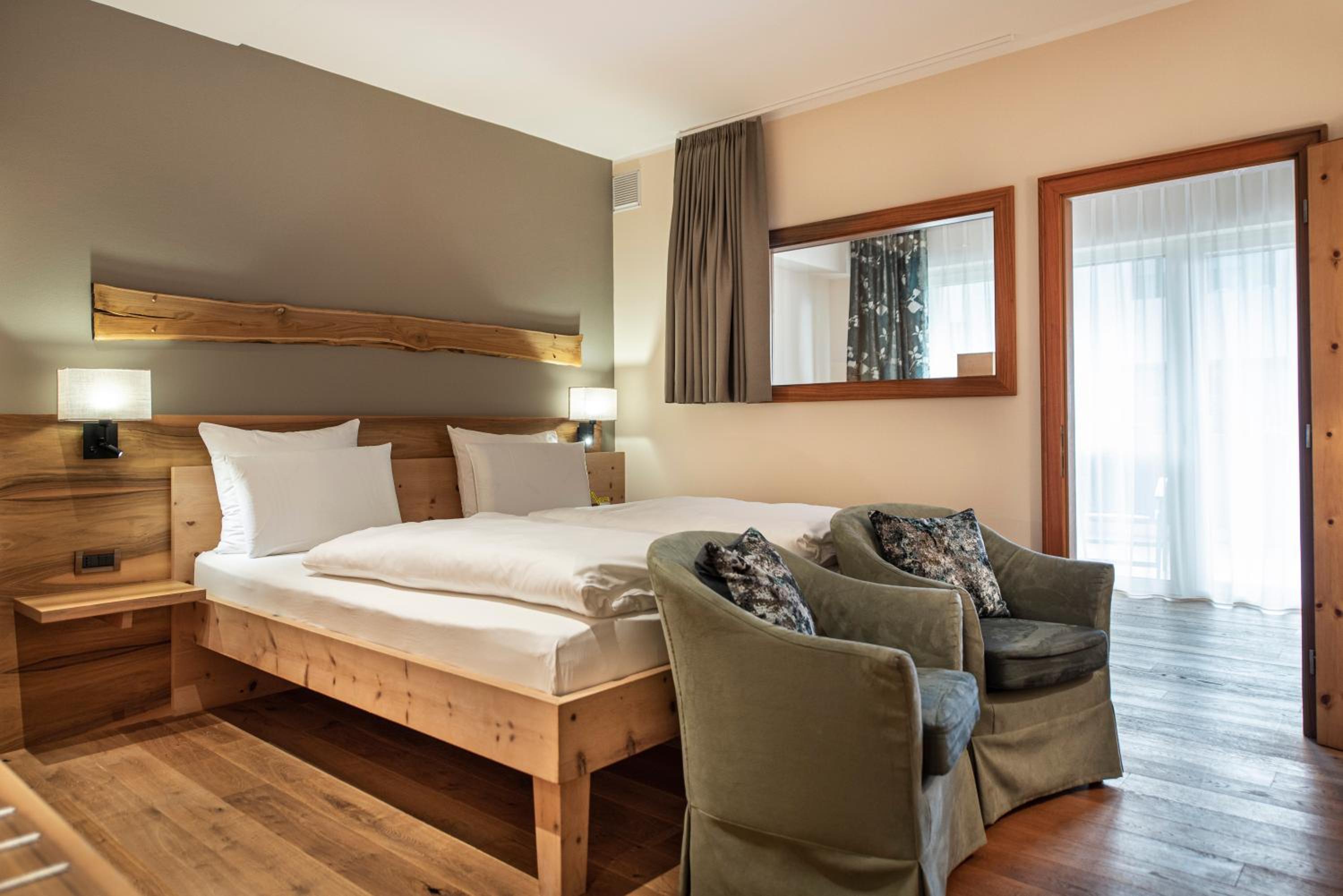 Junior Suite with Balcony