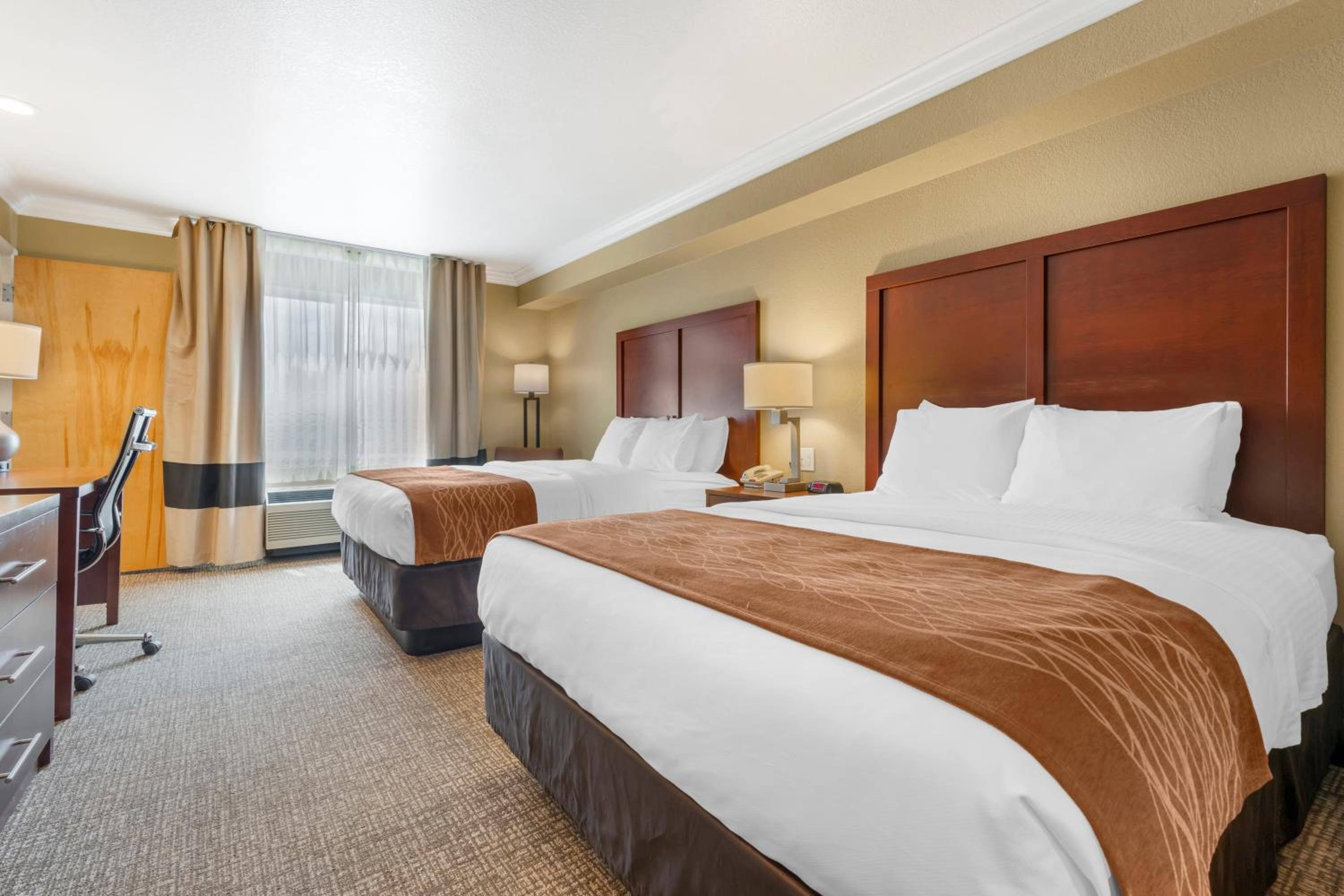 Standard Queen Room with Two Queen Beds - Non-Smoking