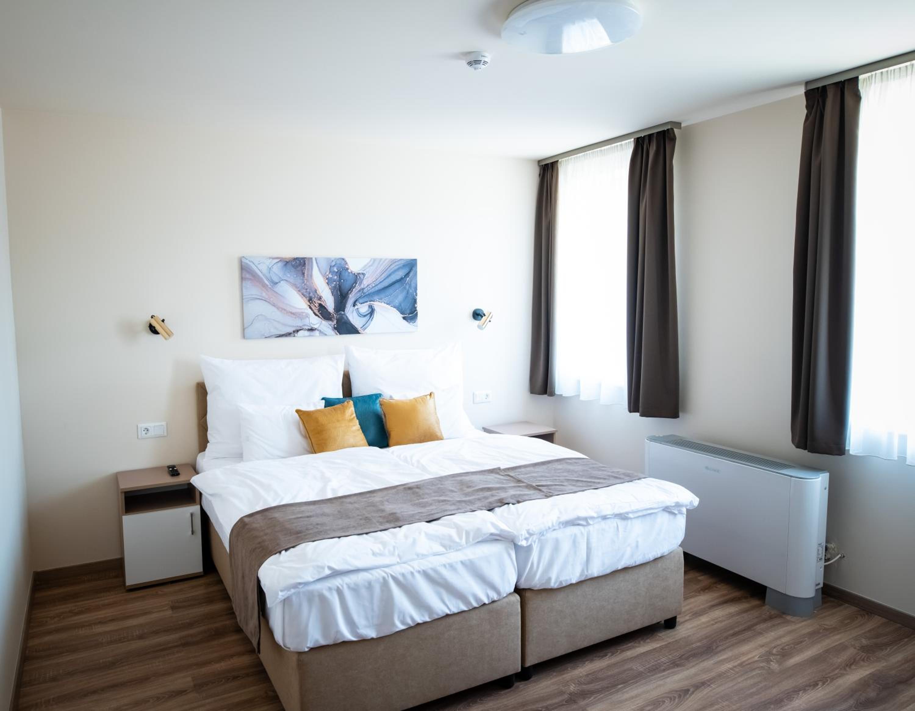 Deluxe Double or Twin Room with Garden View