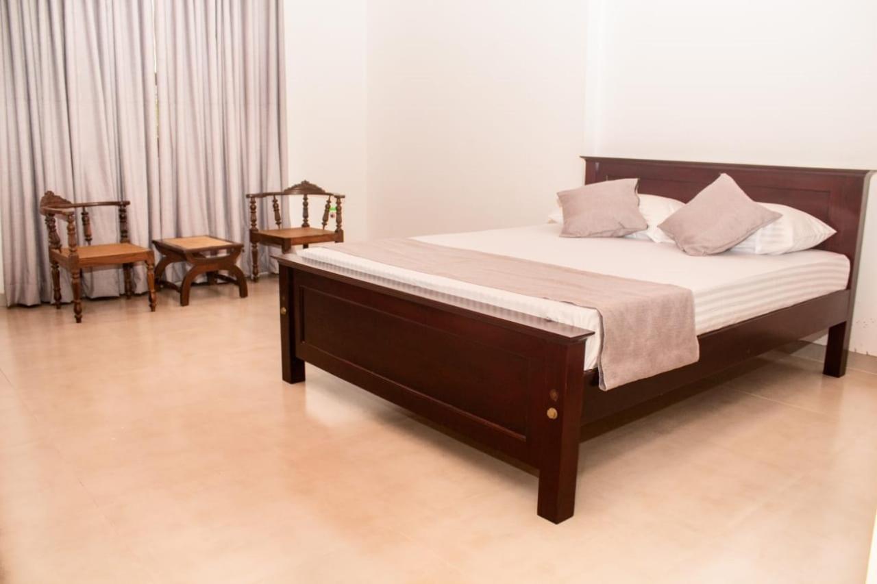 Three-Bedroom House photo 1