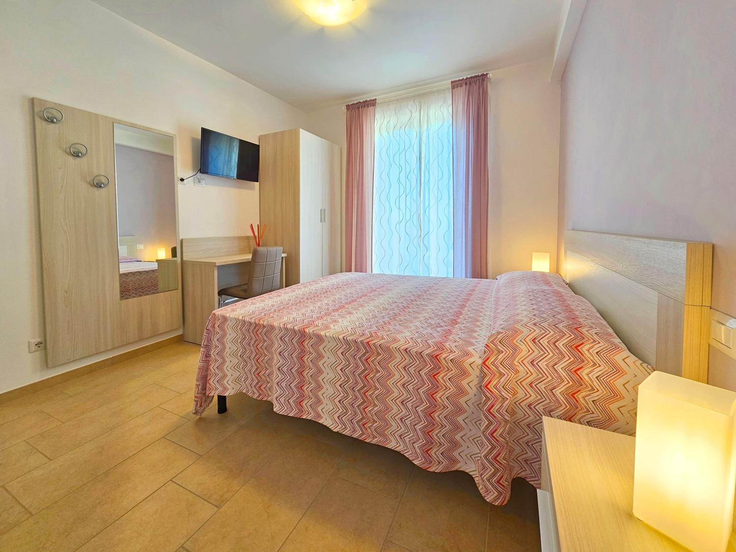 Double Room with Lake View photo 3