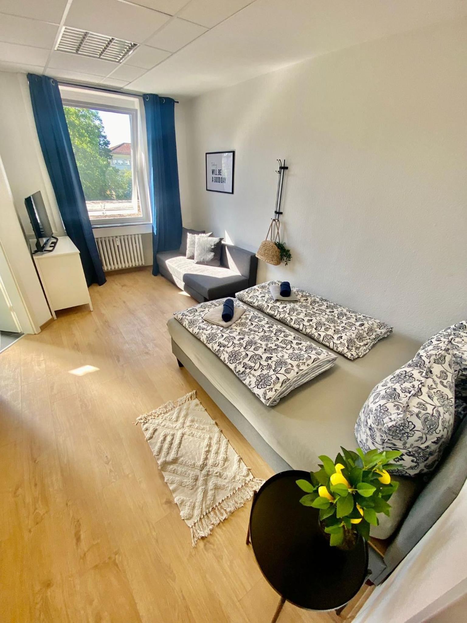 Studio Apartment photo 1
