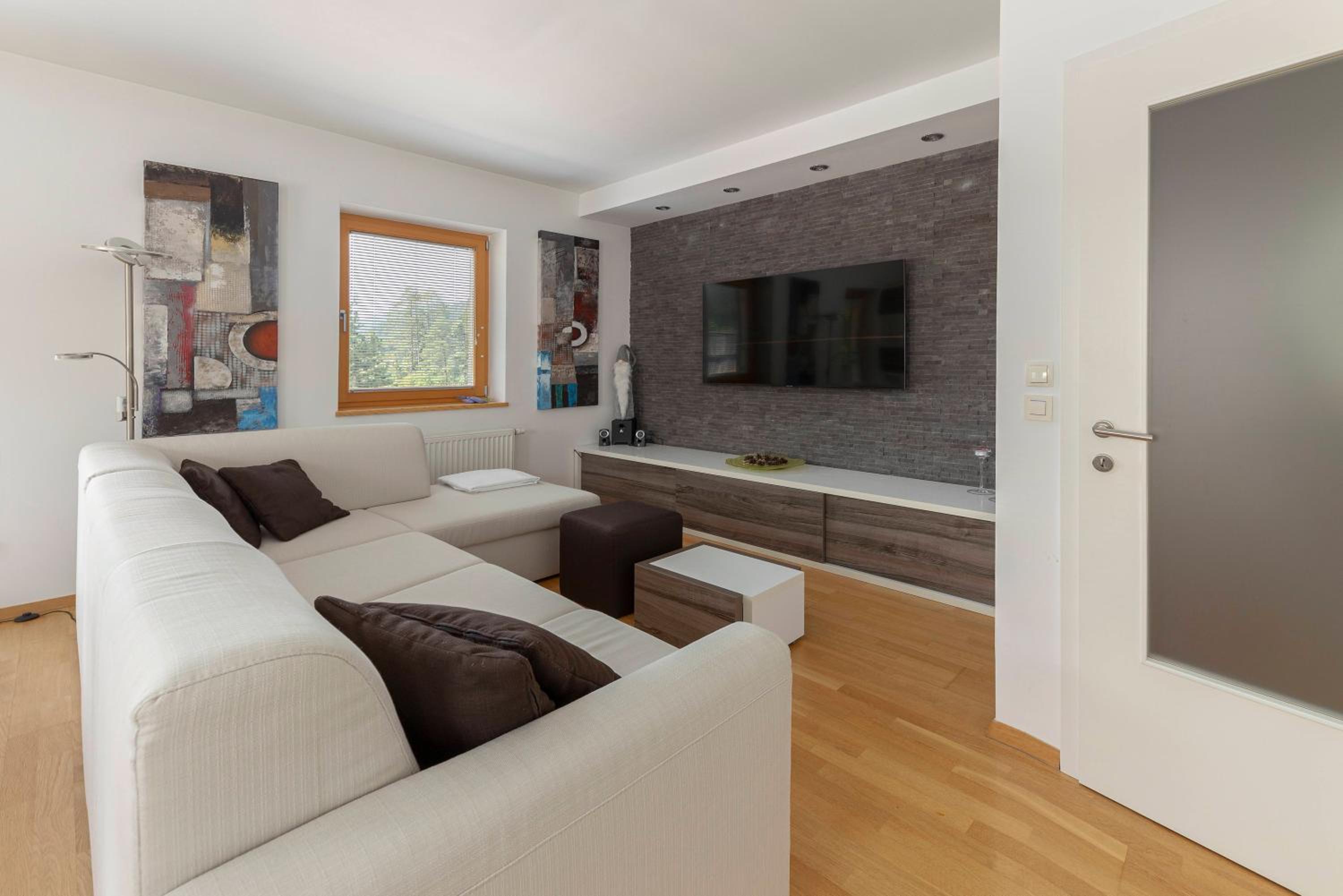 Two-Bedroom Apartment with Balcony and Sauna photo 1