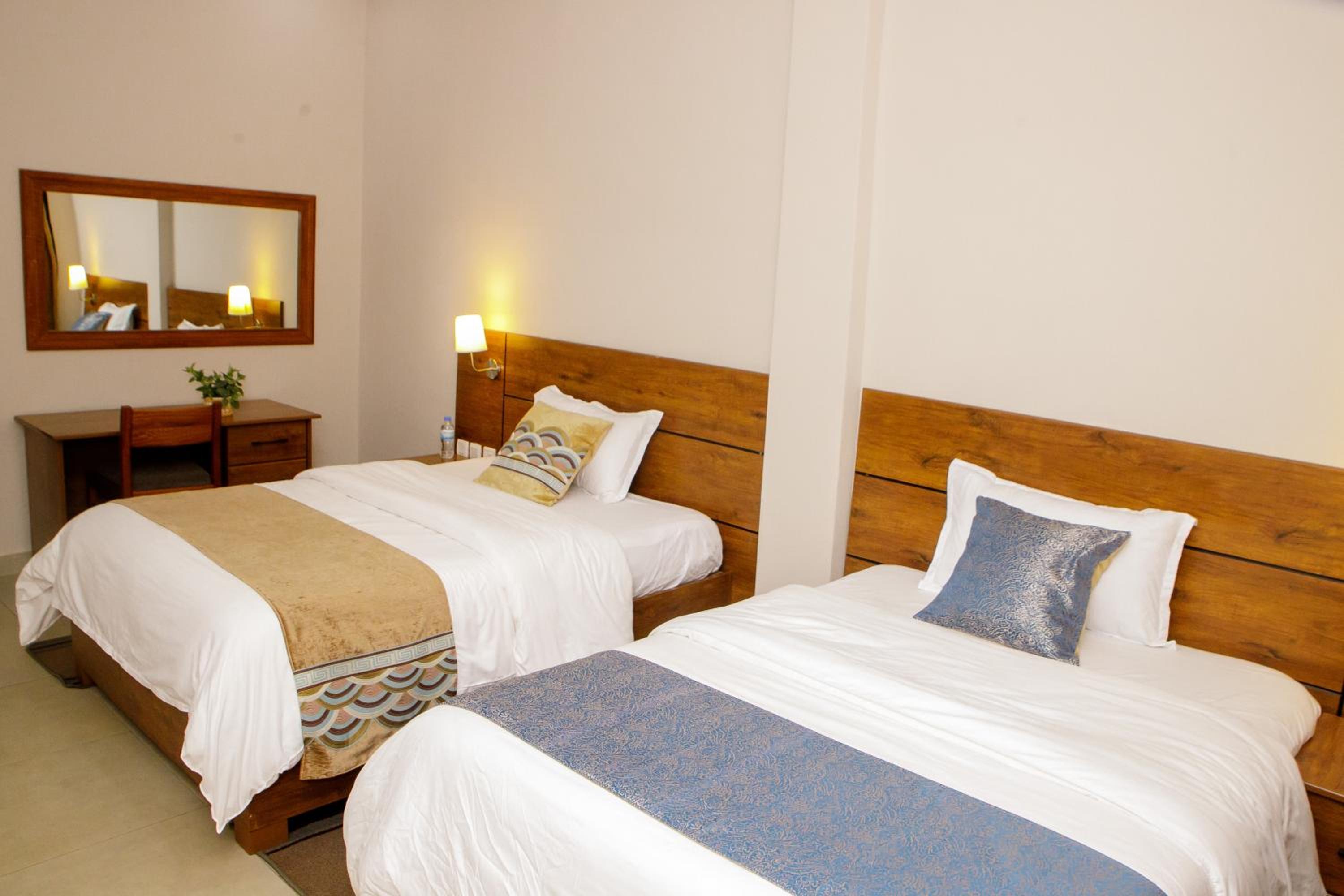 Deluxe Twin Room photo 2