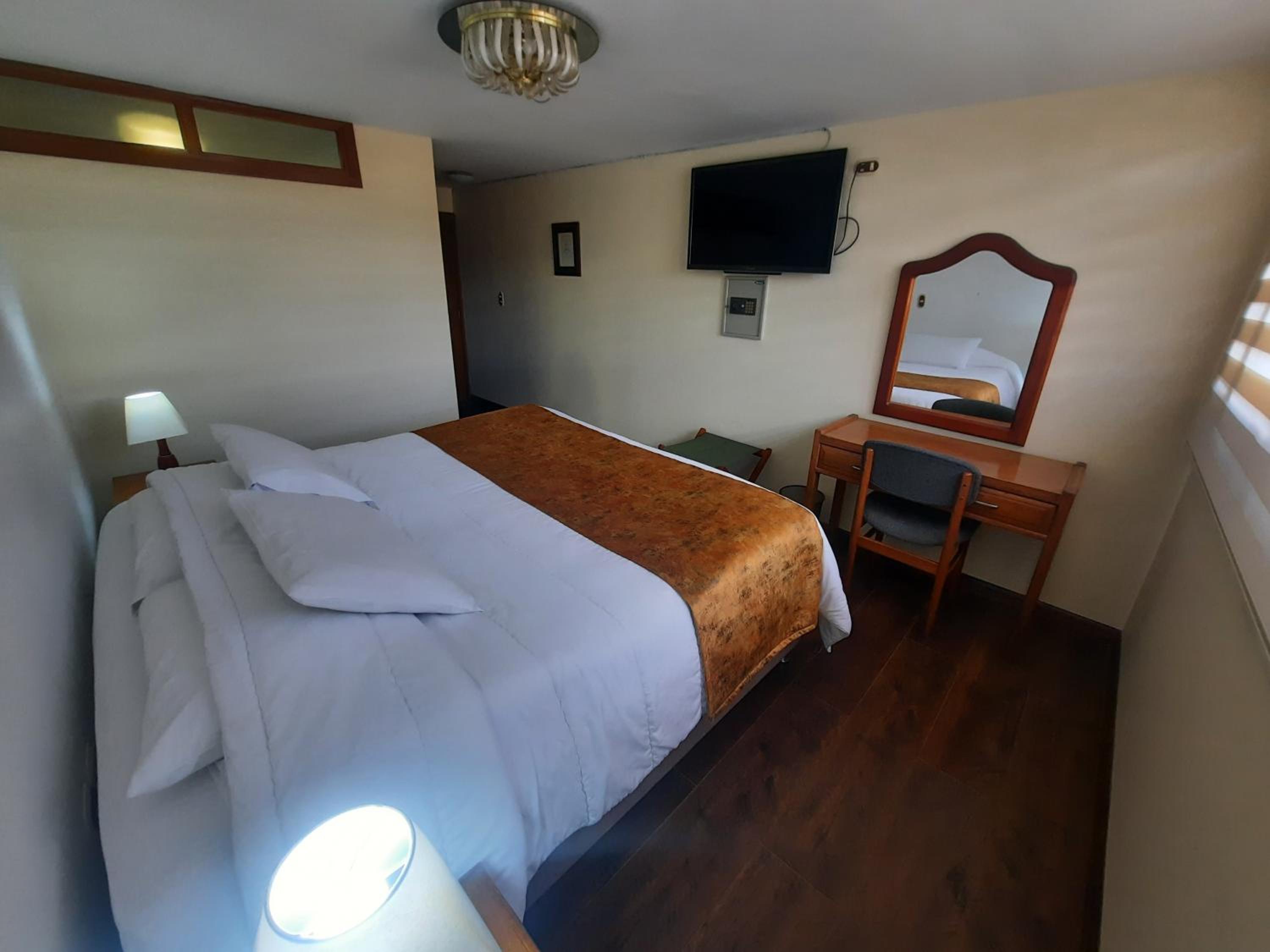 Standard Double Room photo 3