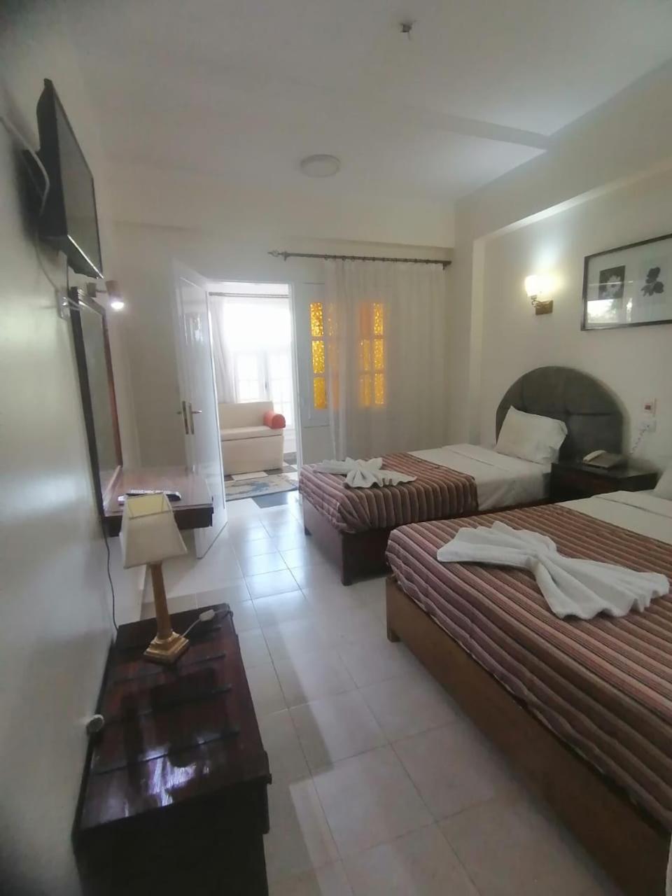 Deluxe Apartment photo 2