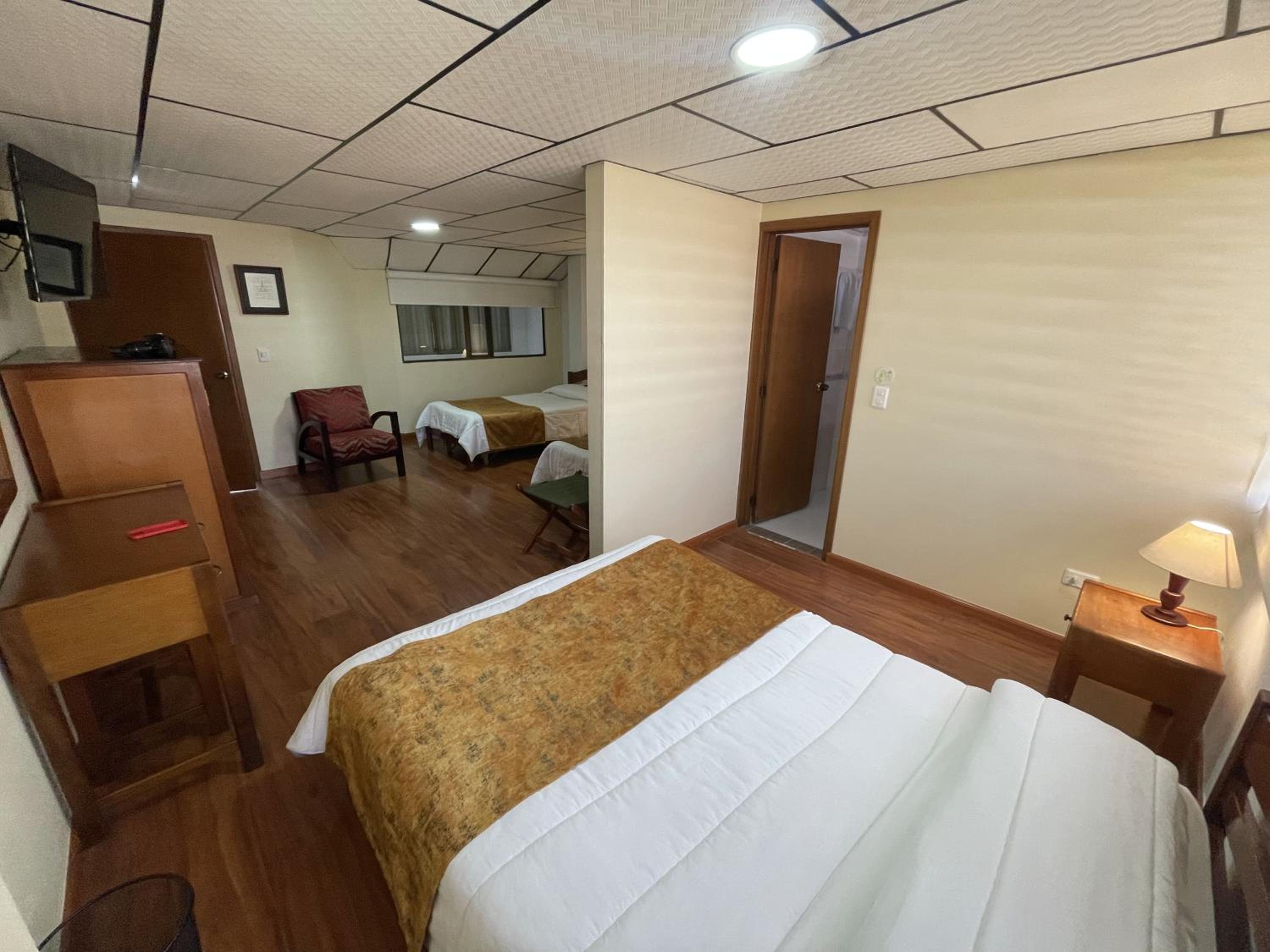 Standard Quadruple Room photo 3