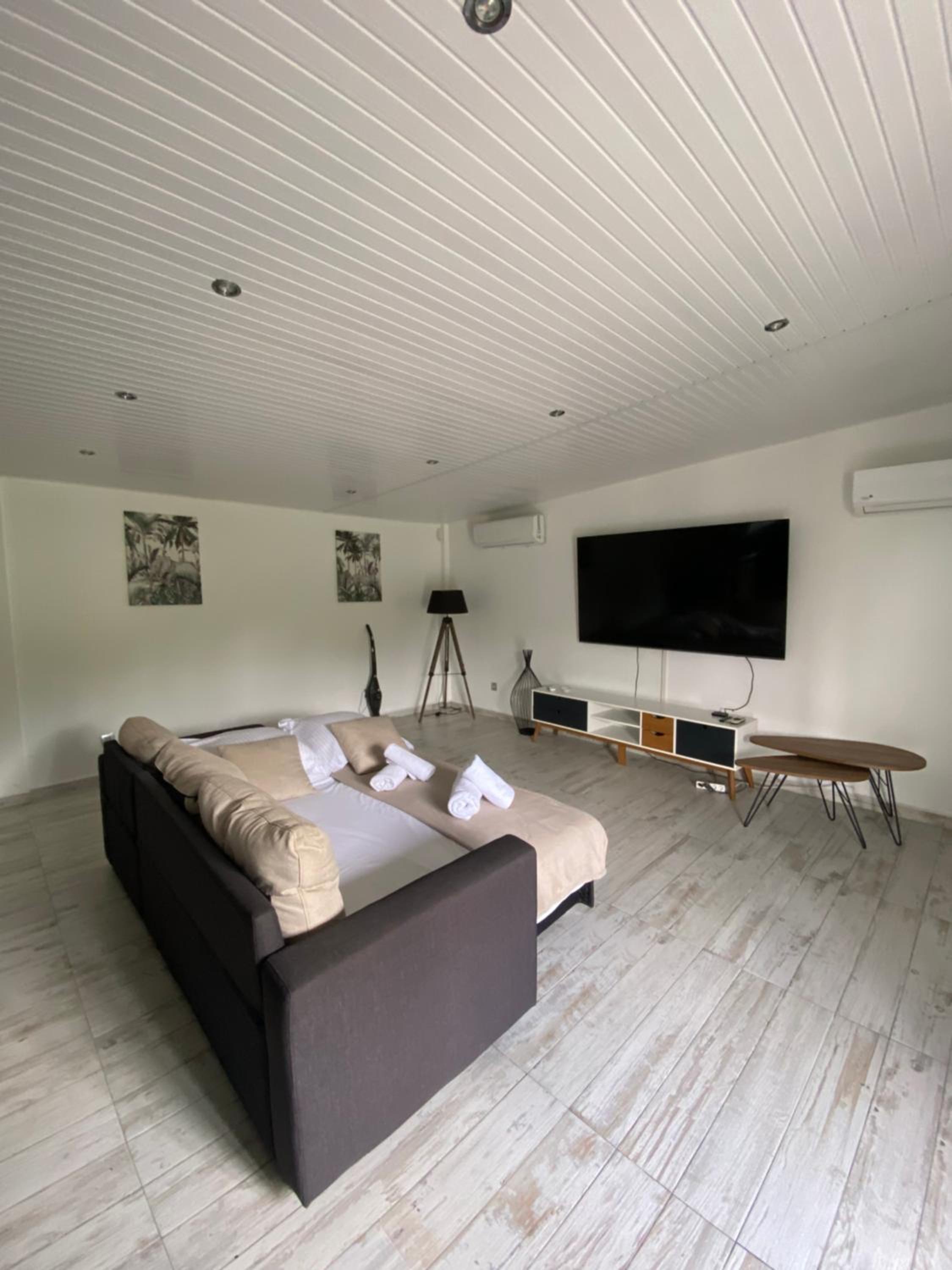 Villa with Private Pool photo 3