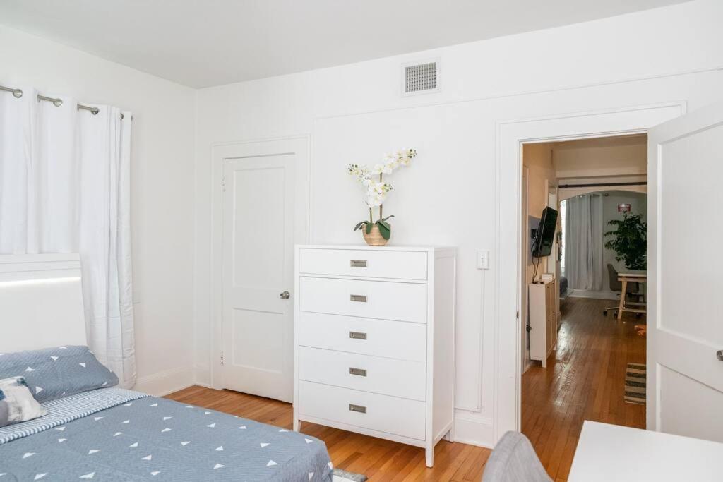 Two-Bedroom Apartment photo 2