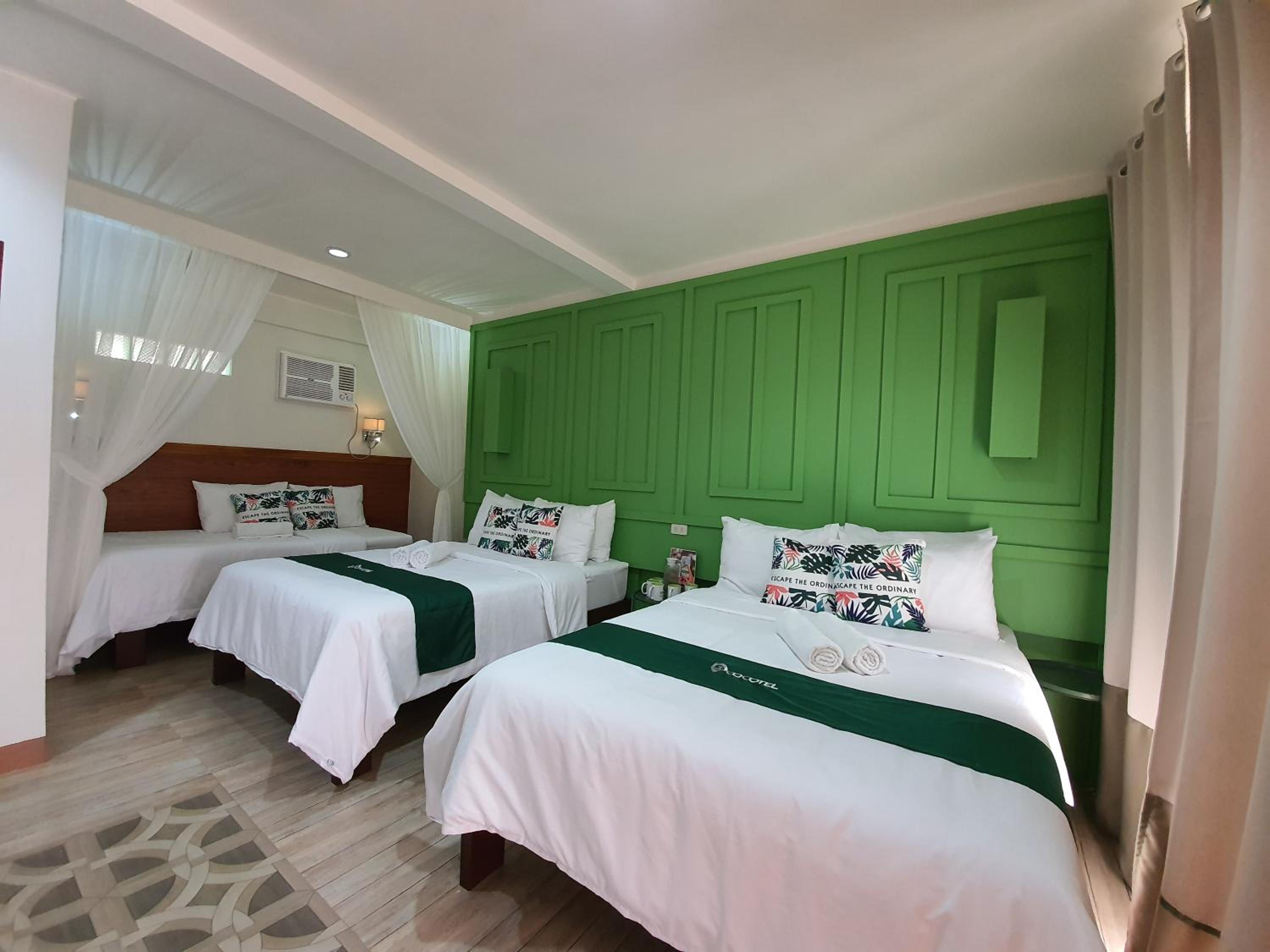Deluxe Double or Twin Room - Photo 13
