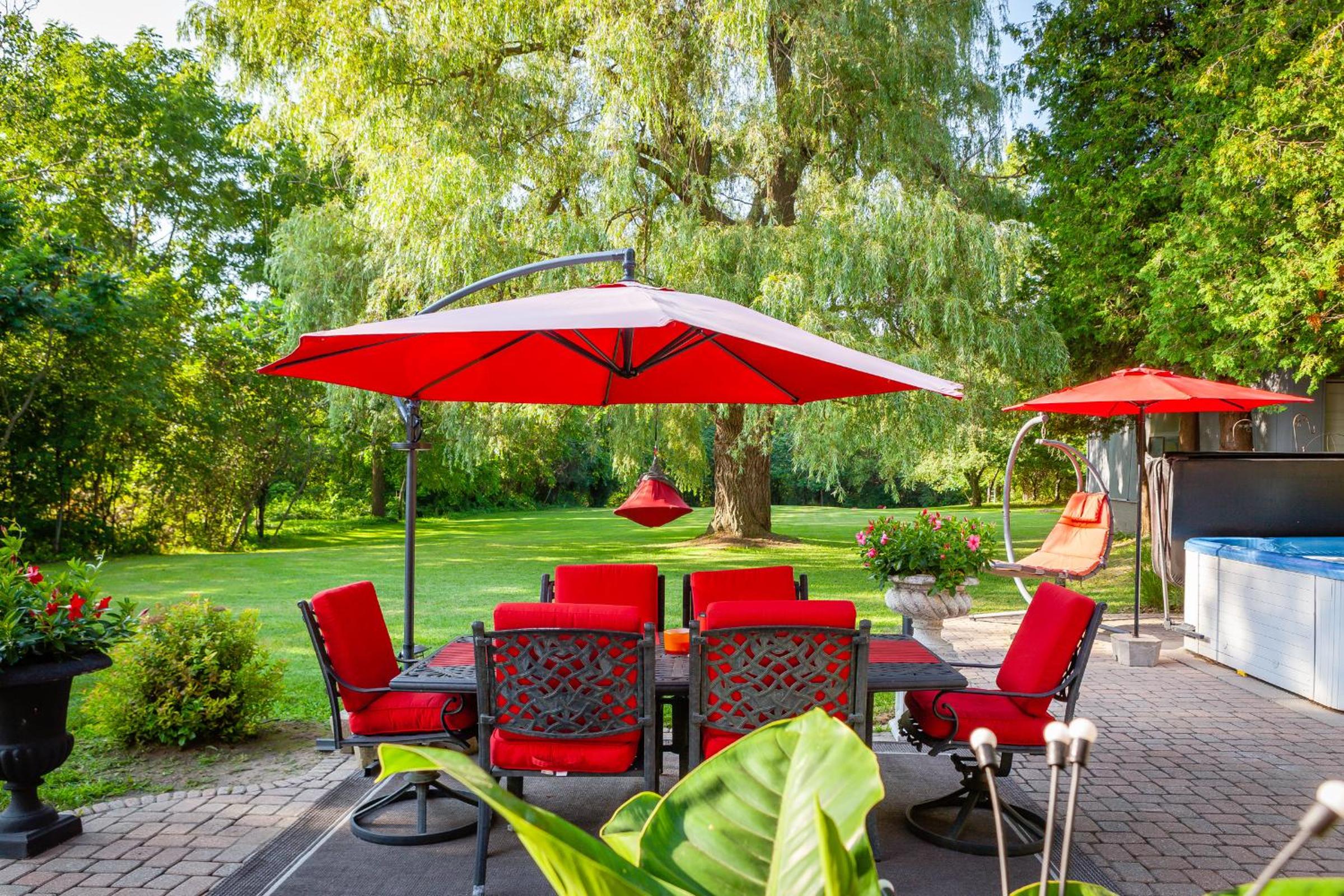 Deluxe Queen Room - Photo 5