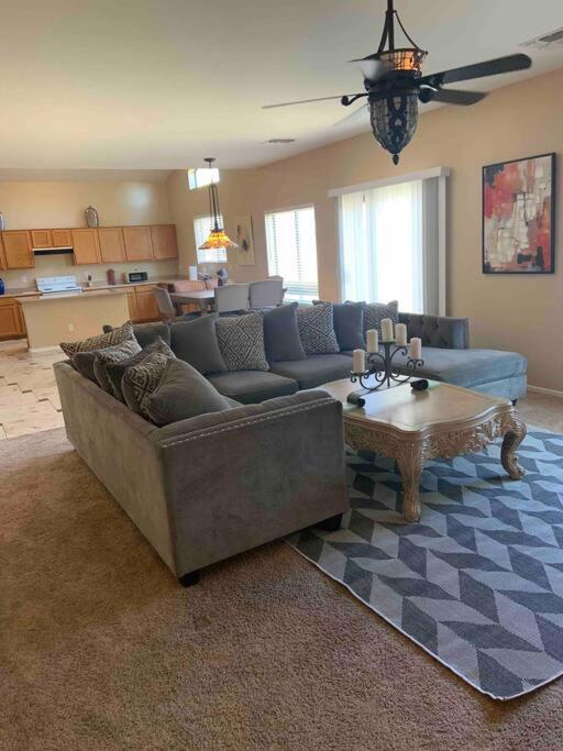 Four-Bedroom House photo 3