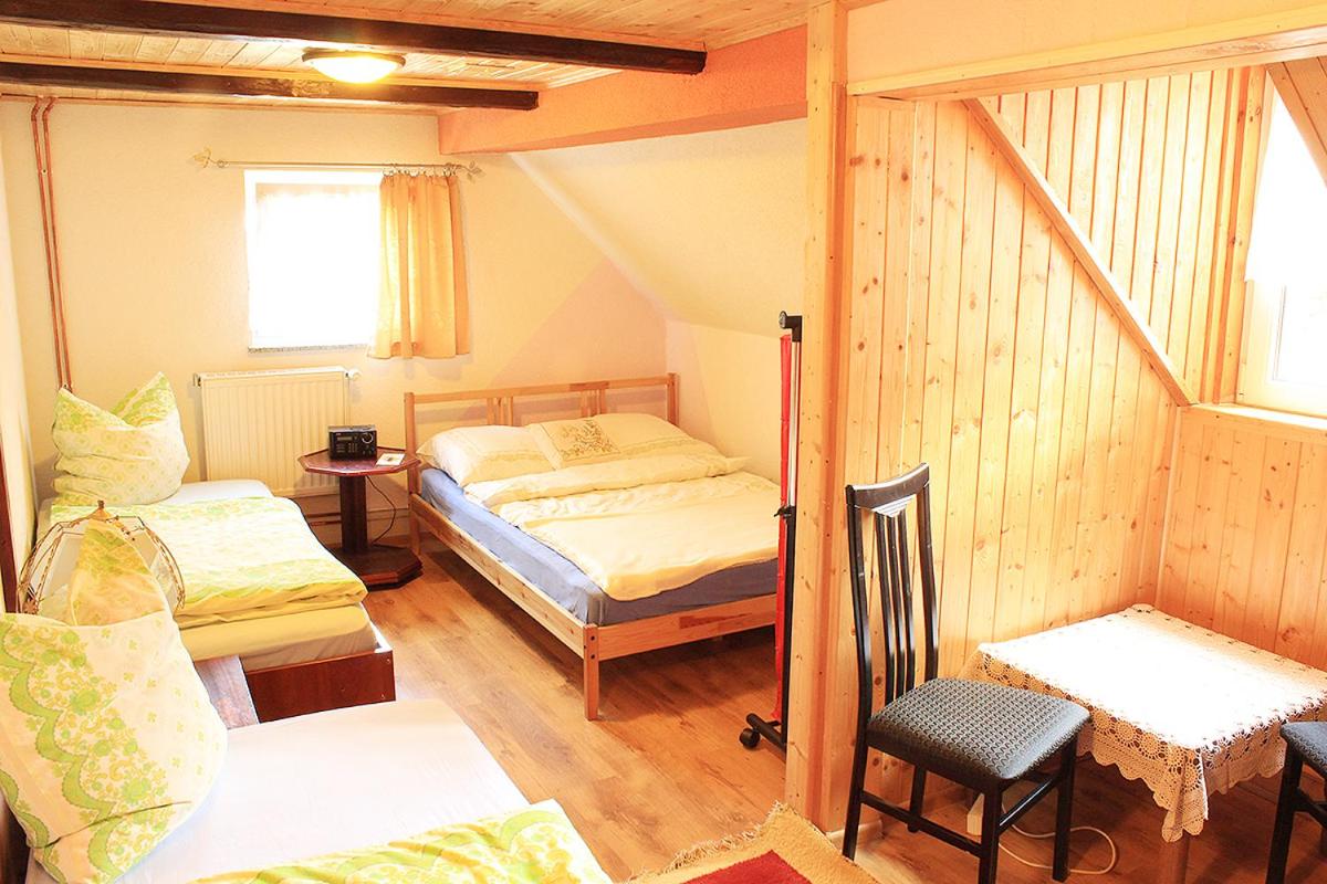 Quadruple Room - Photo 5