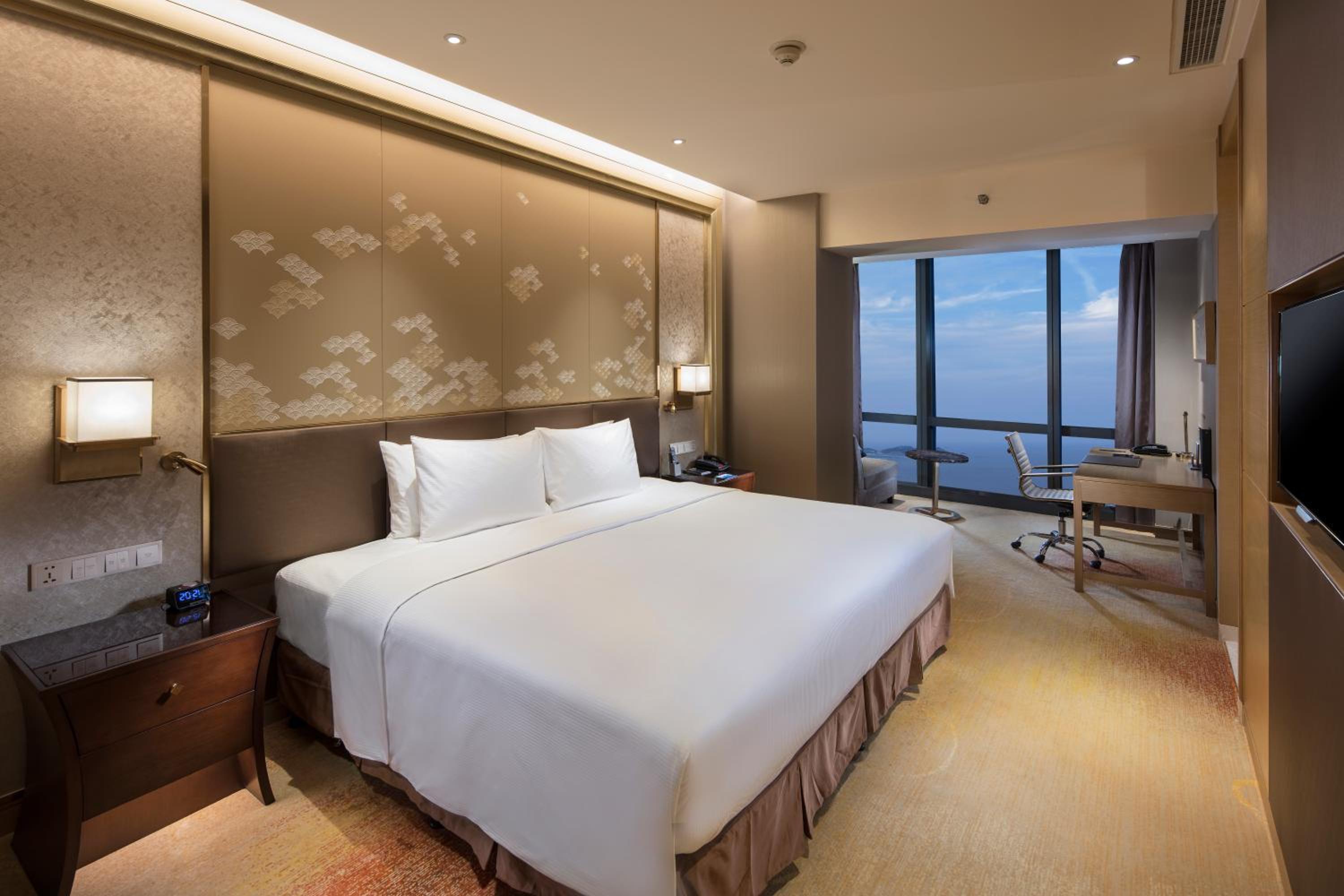 King Room with Sea View photo 2