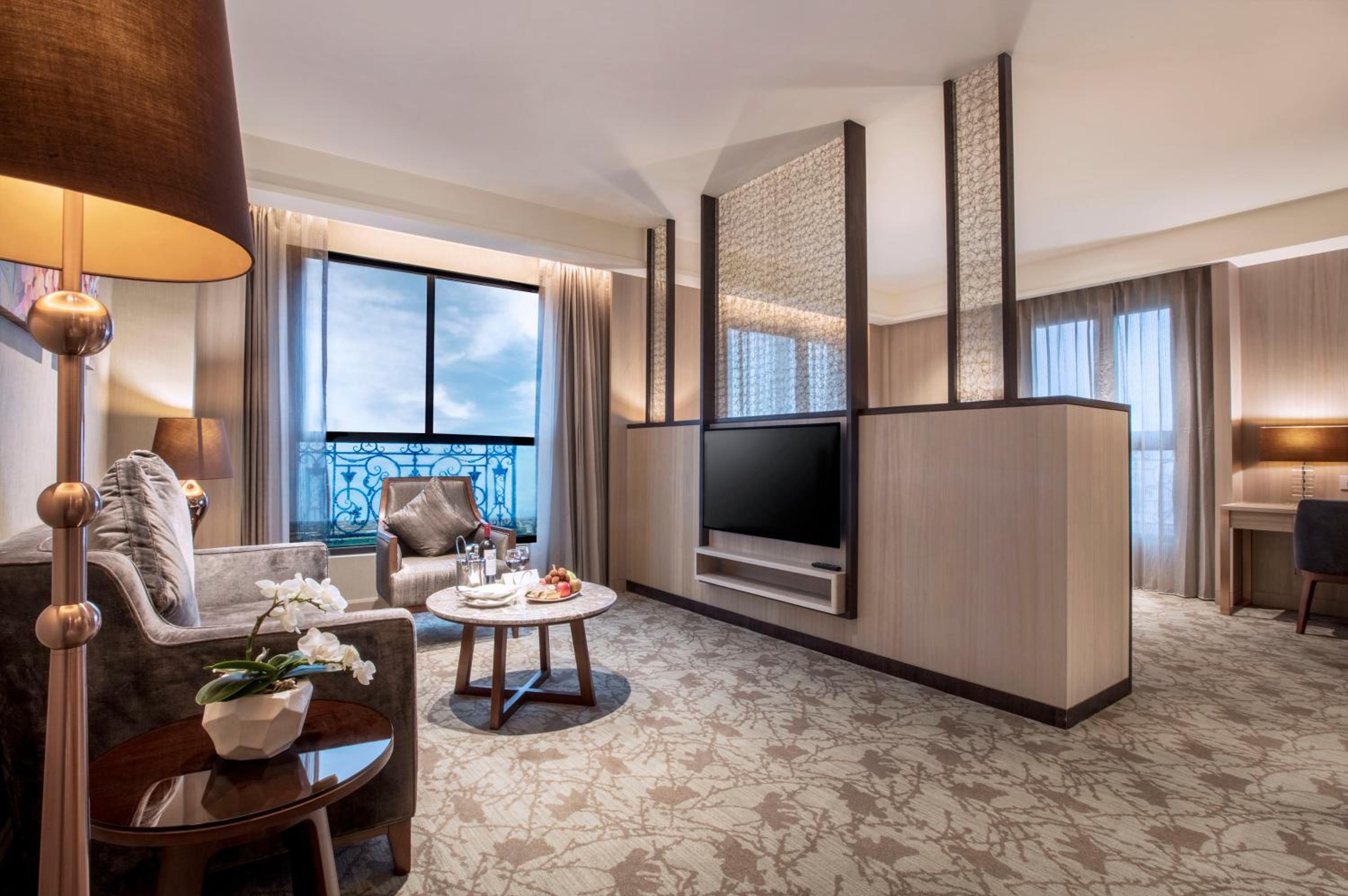 Staycation Offer - Deluxe Double Room (30 Hours)