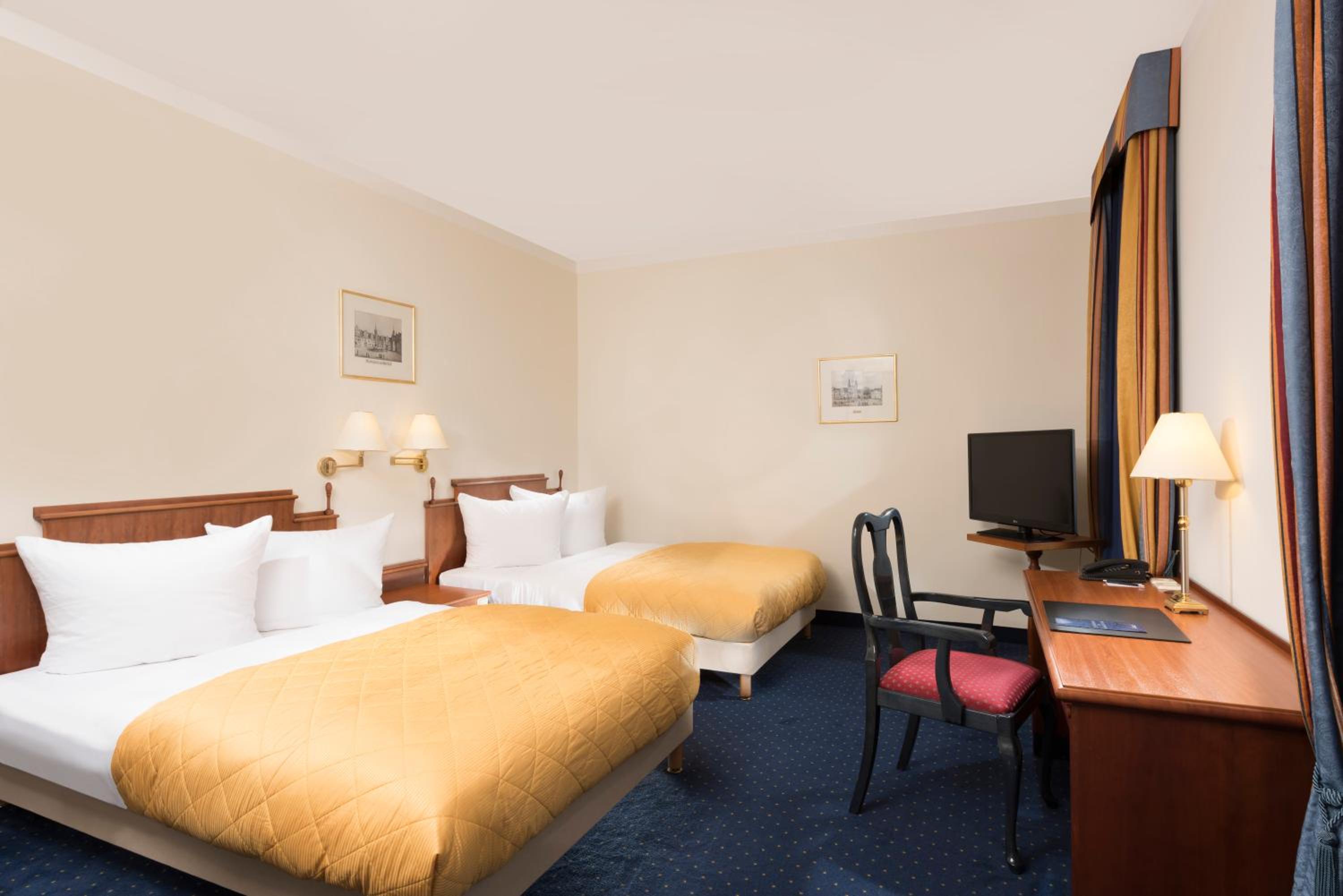 Junior Suite - Photo 1