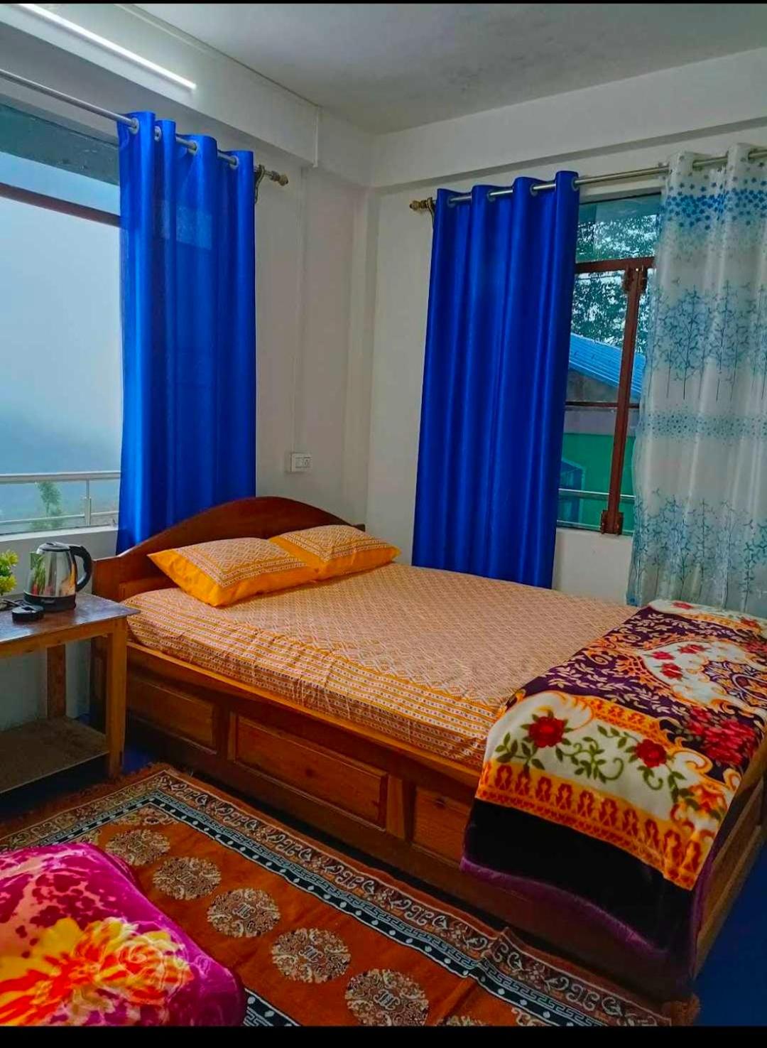 Deluxe Triple Room photo 3