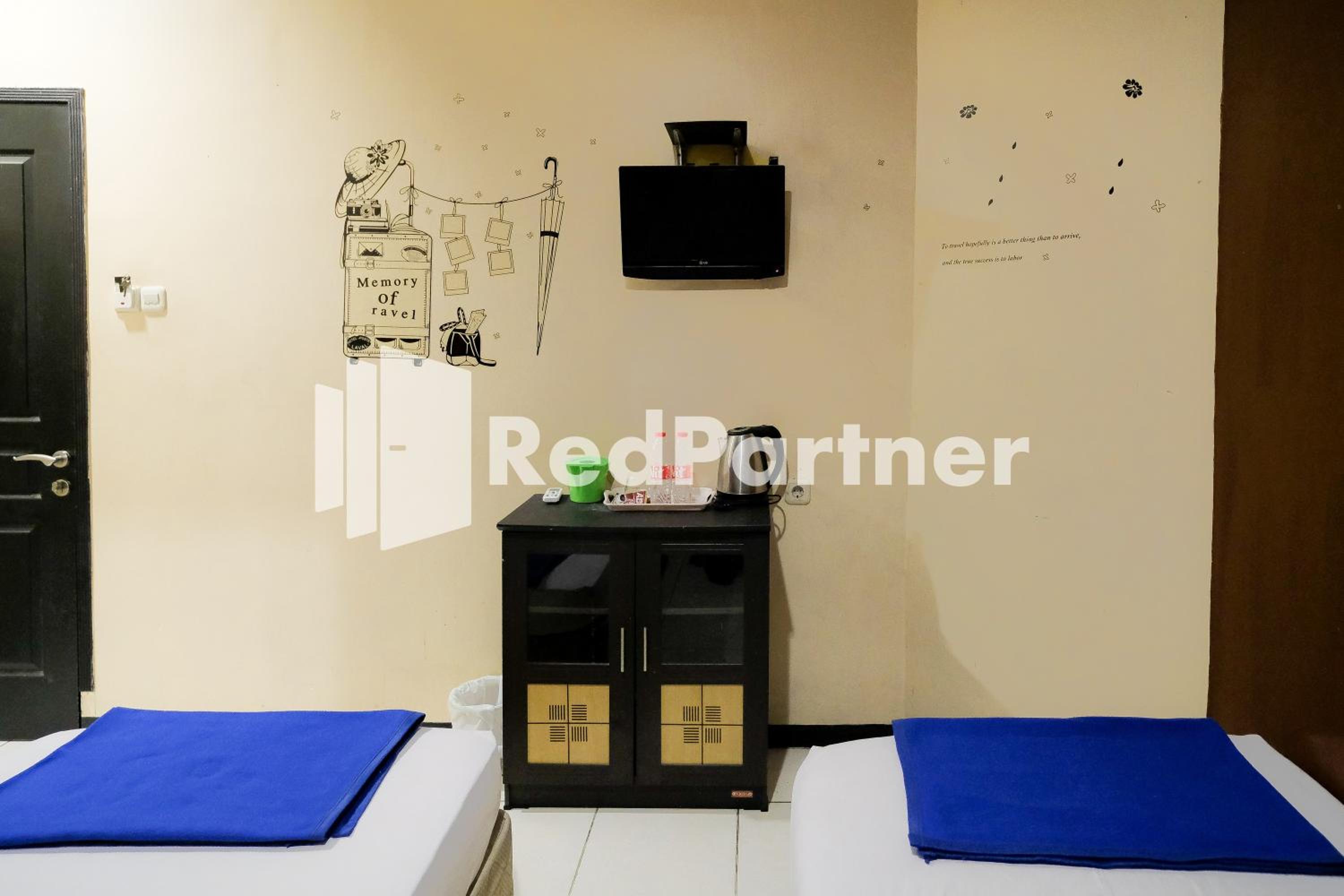 Superior Twin Room - Photo 4