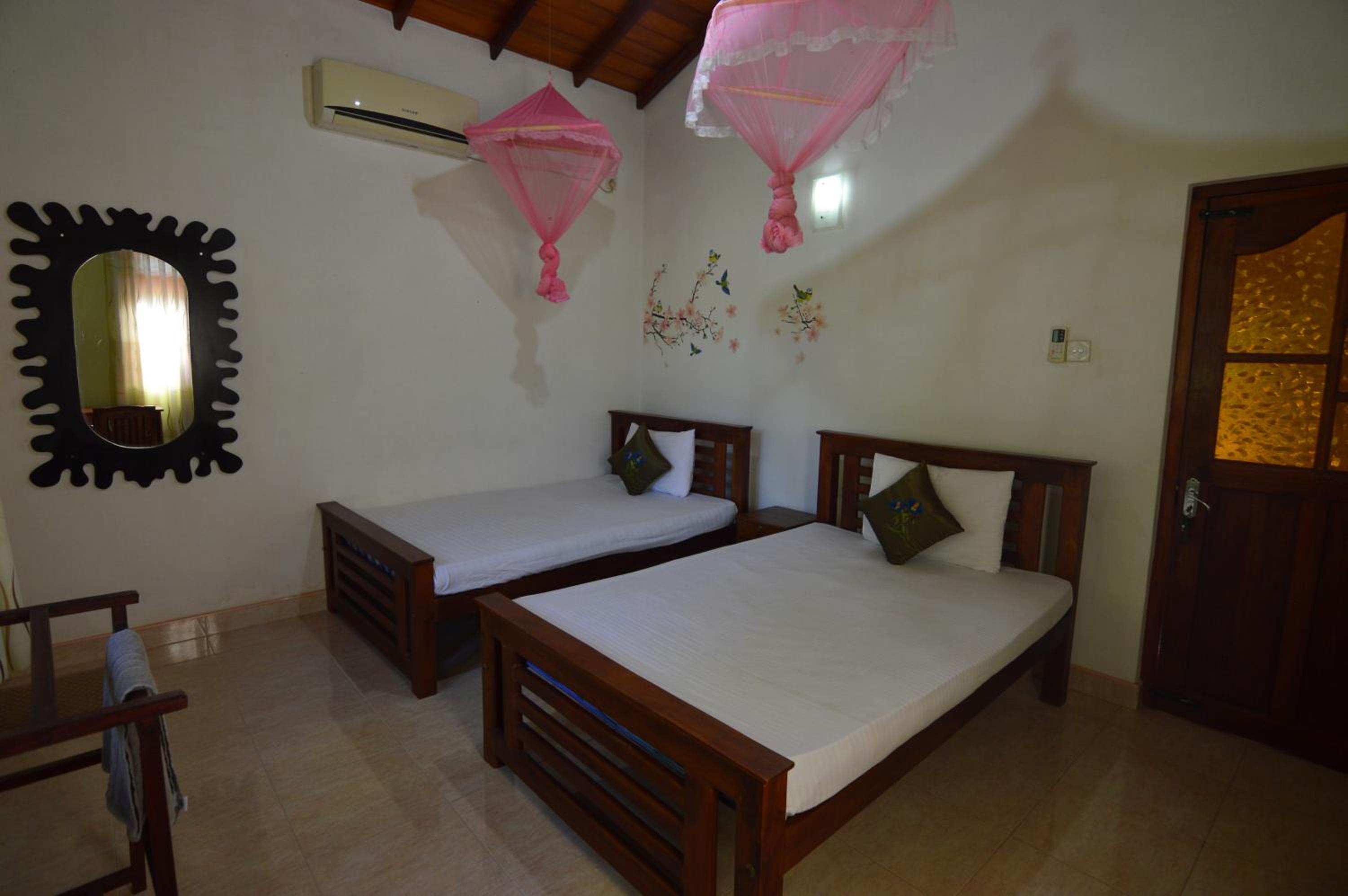 Deluxe Double or Twin Room photo 1
