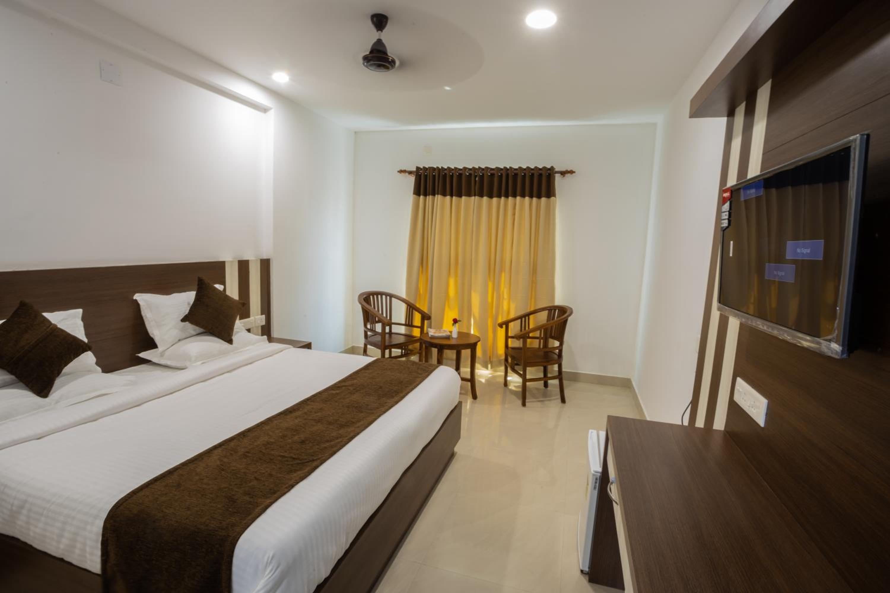 Deluxe Double Room photo 3