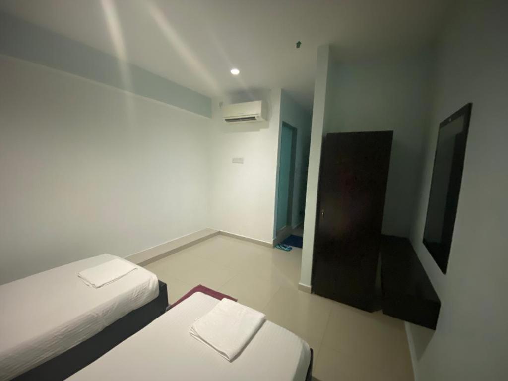 Deluxe Twin Room photo 2
