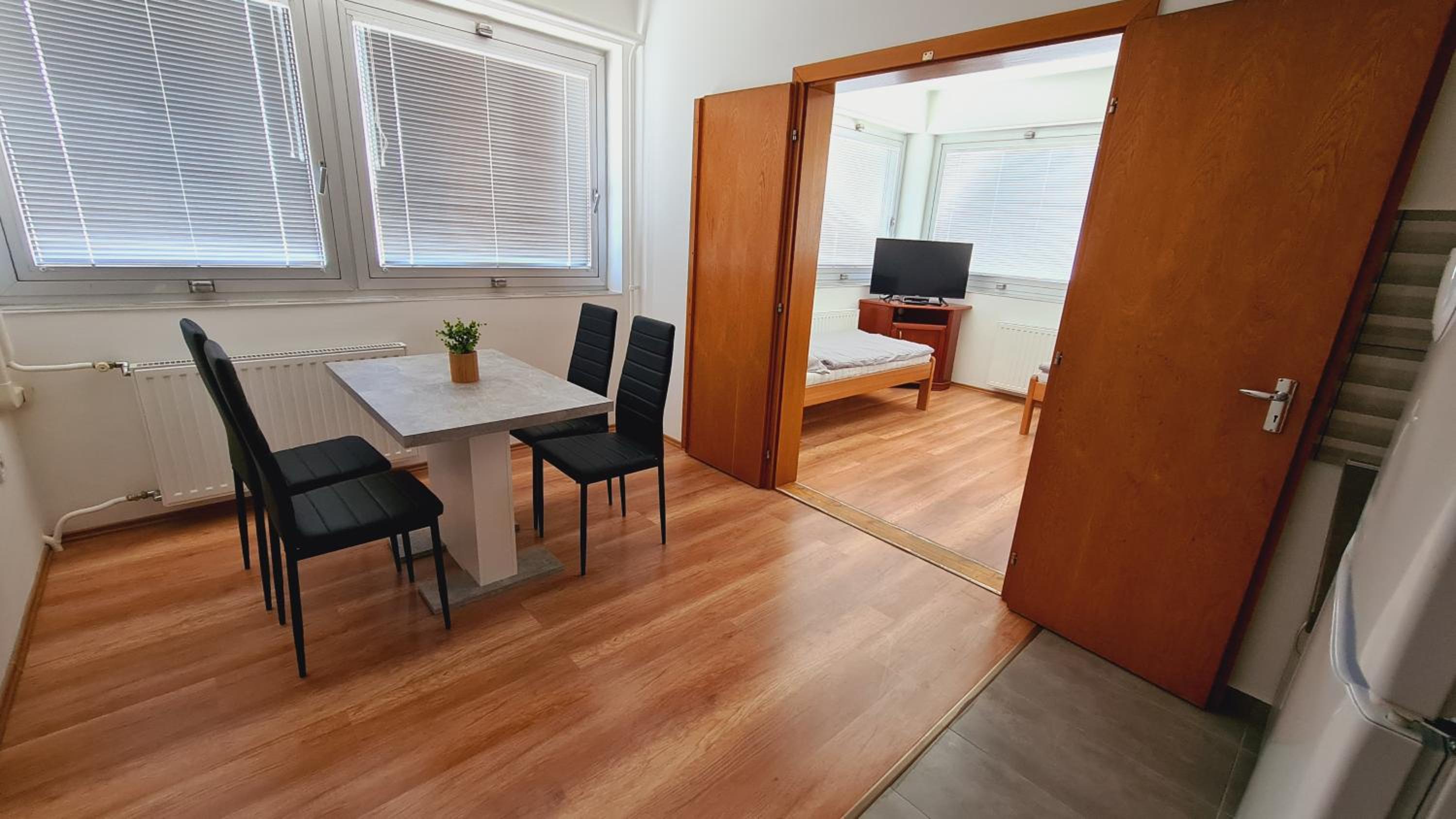 One-Bedroom Apartment - Photo 14