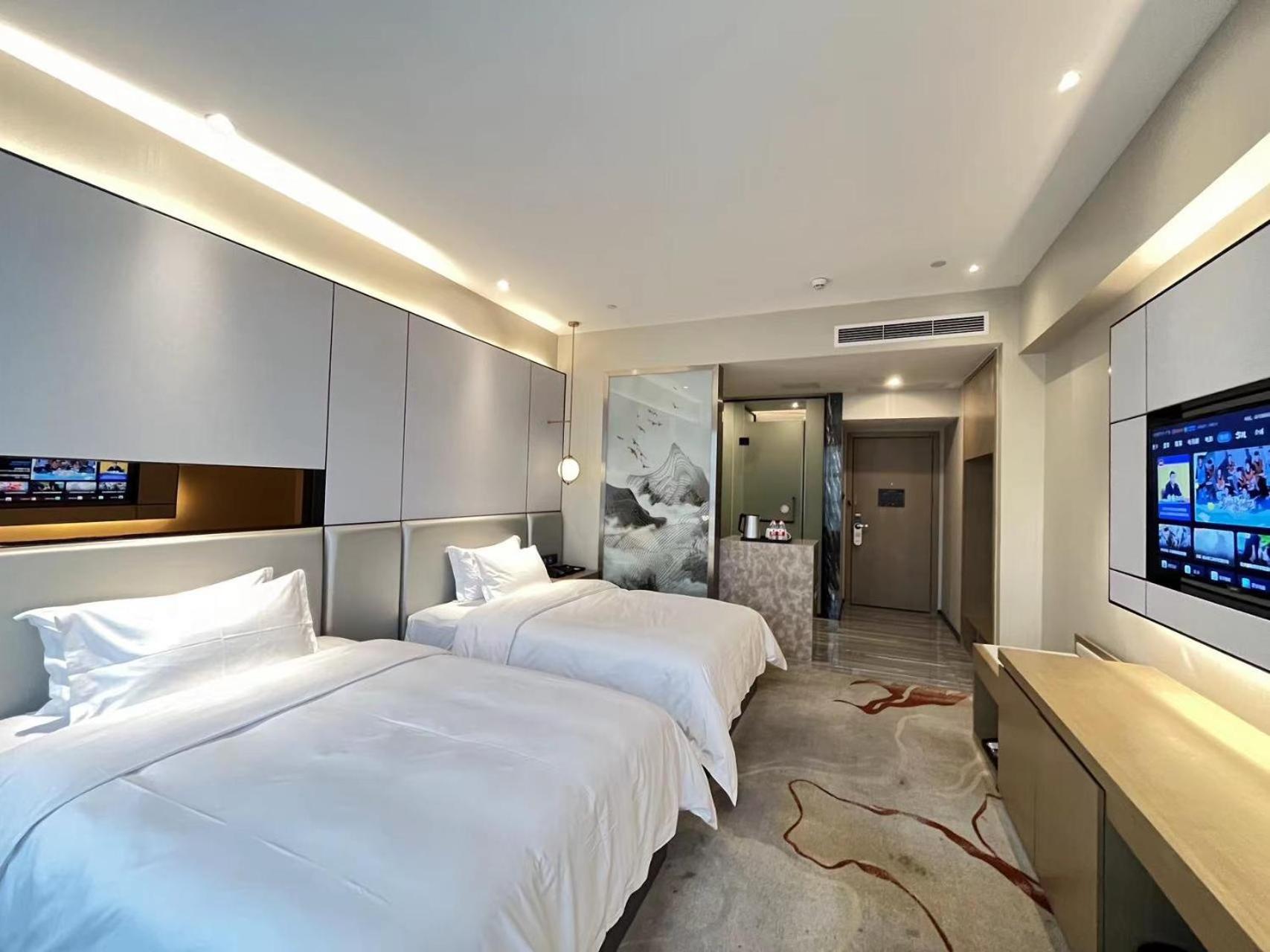 Superior Twin Room photo 2