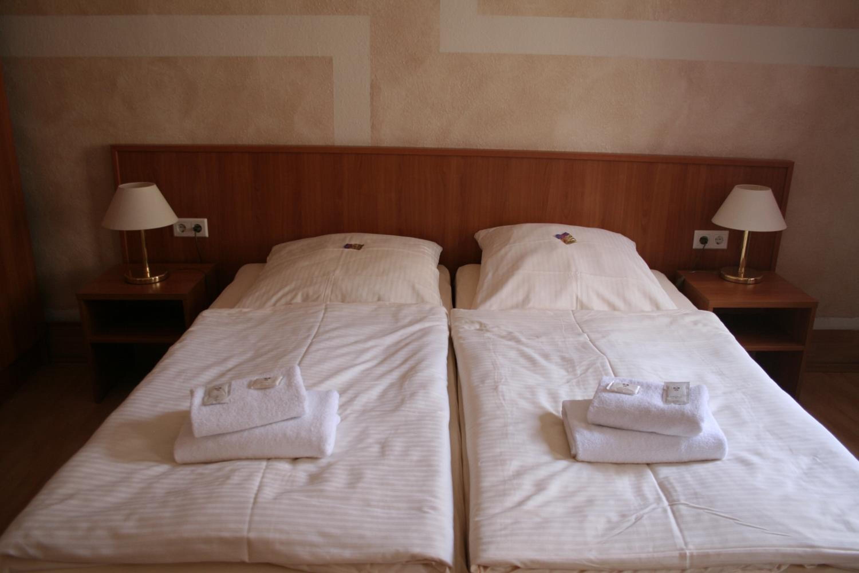 Double Room - Photo 1