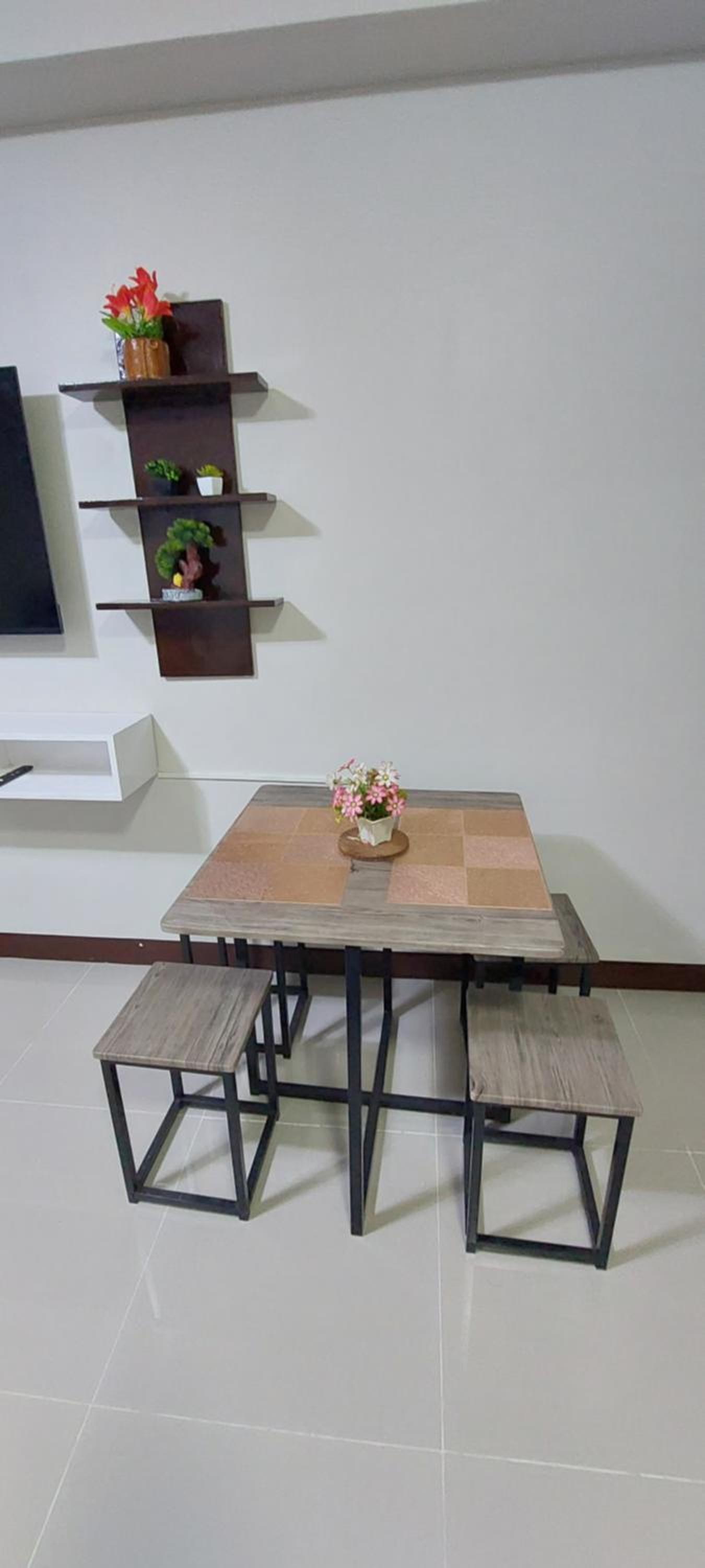 Studio with Balcony photo 2