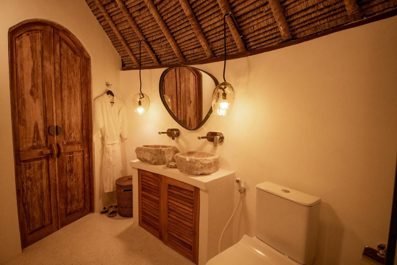 Three-Bedroom Villa - Photo 23